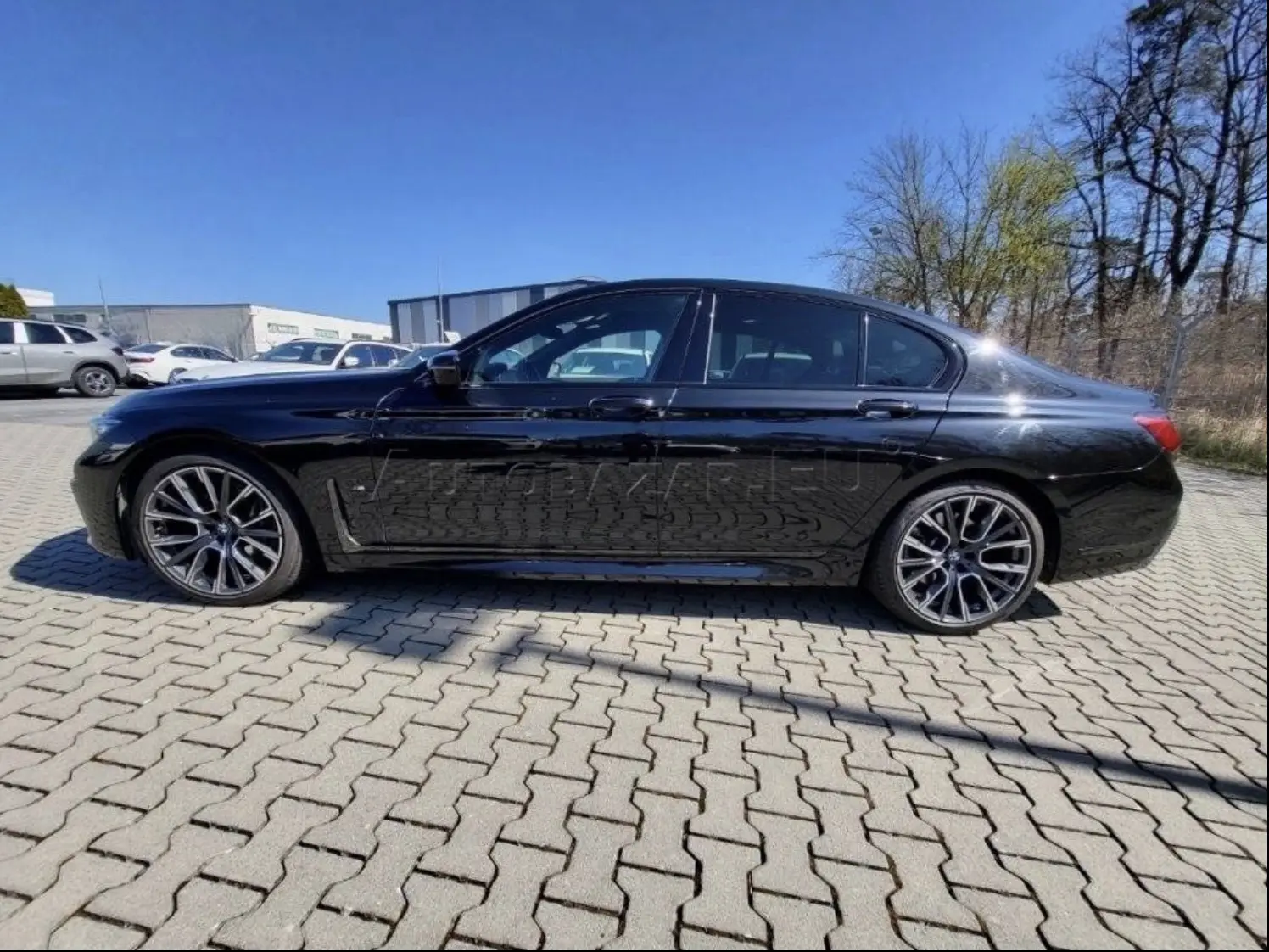 BMW Rad 7 730d mHEV xDrive A/T – fotka 7