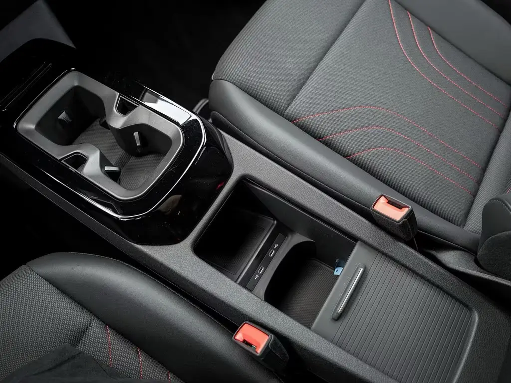 Volkswagen ID.4 GTX mit Infotainment-Paket 4Motion – fotka 7