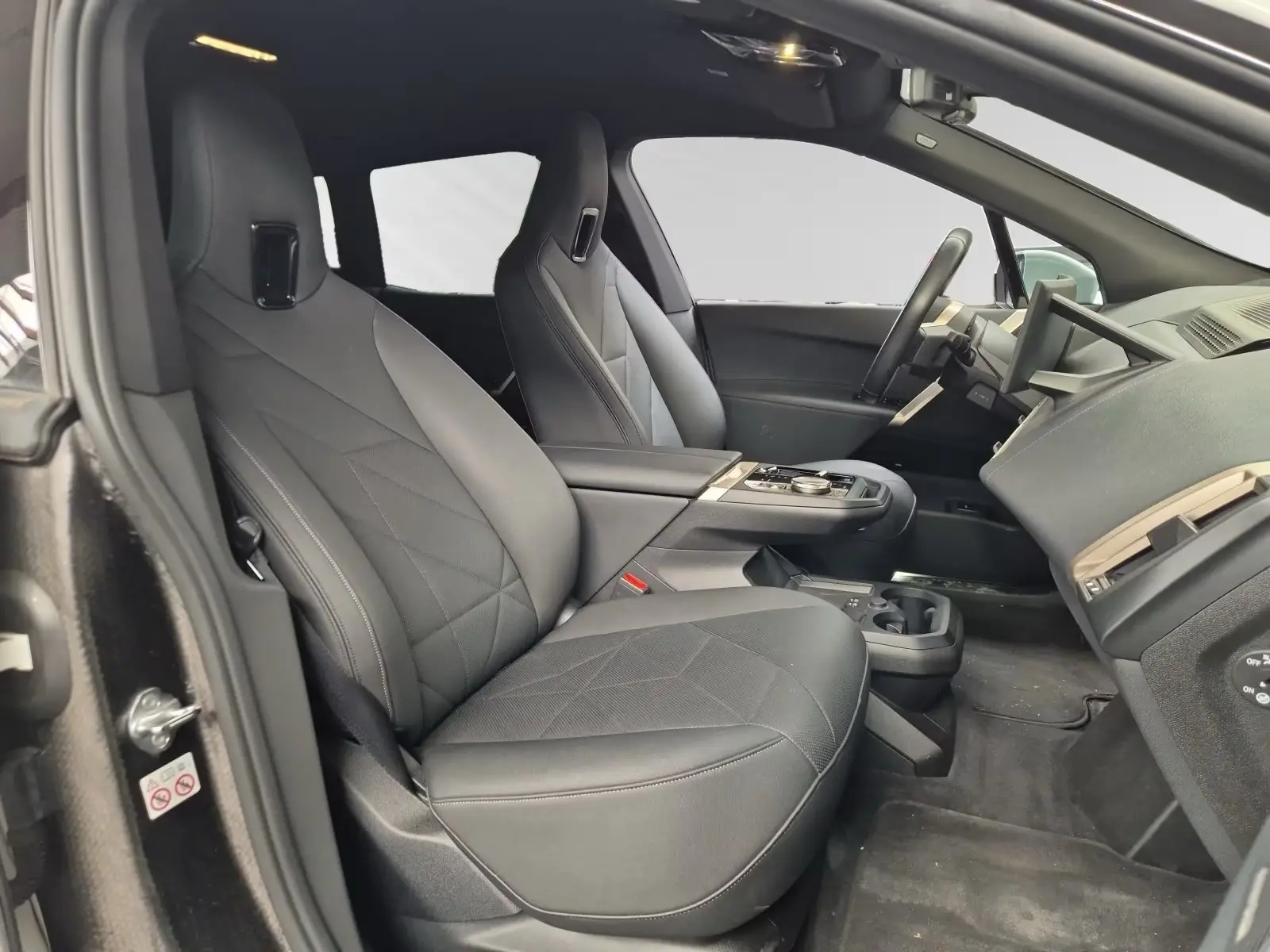BMW iX xDrive40 Sportpaket – fotka 6