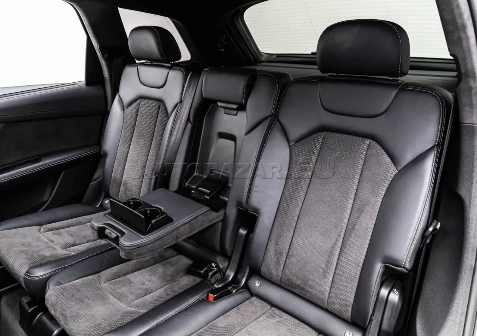 Audi SQ7 4.0 TSFI – fotka 10
