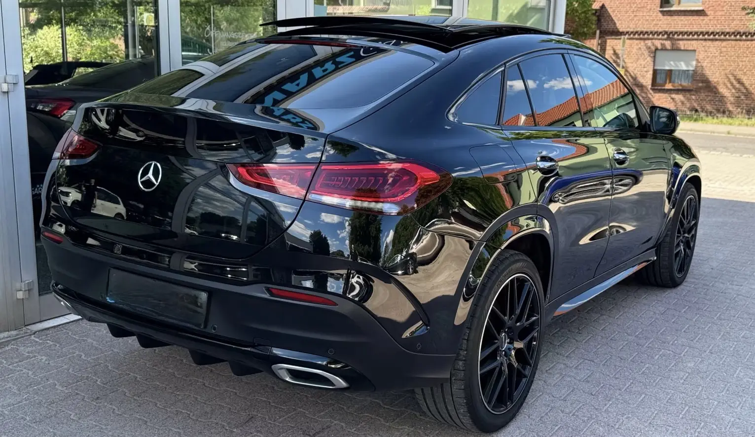 Mercedes-Benz GLE 400d Coupe 4Matic AMG – fotka 6