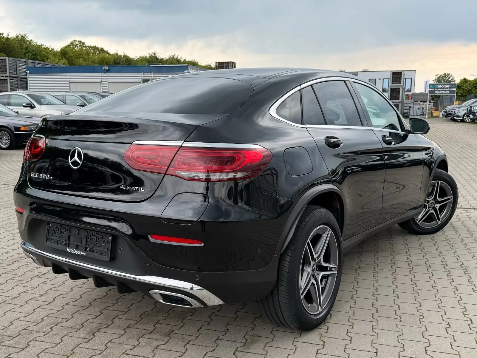 Mercedes-Benz GLC 300e Coupé AMG Line – fotka 4