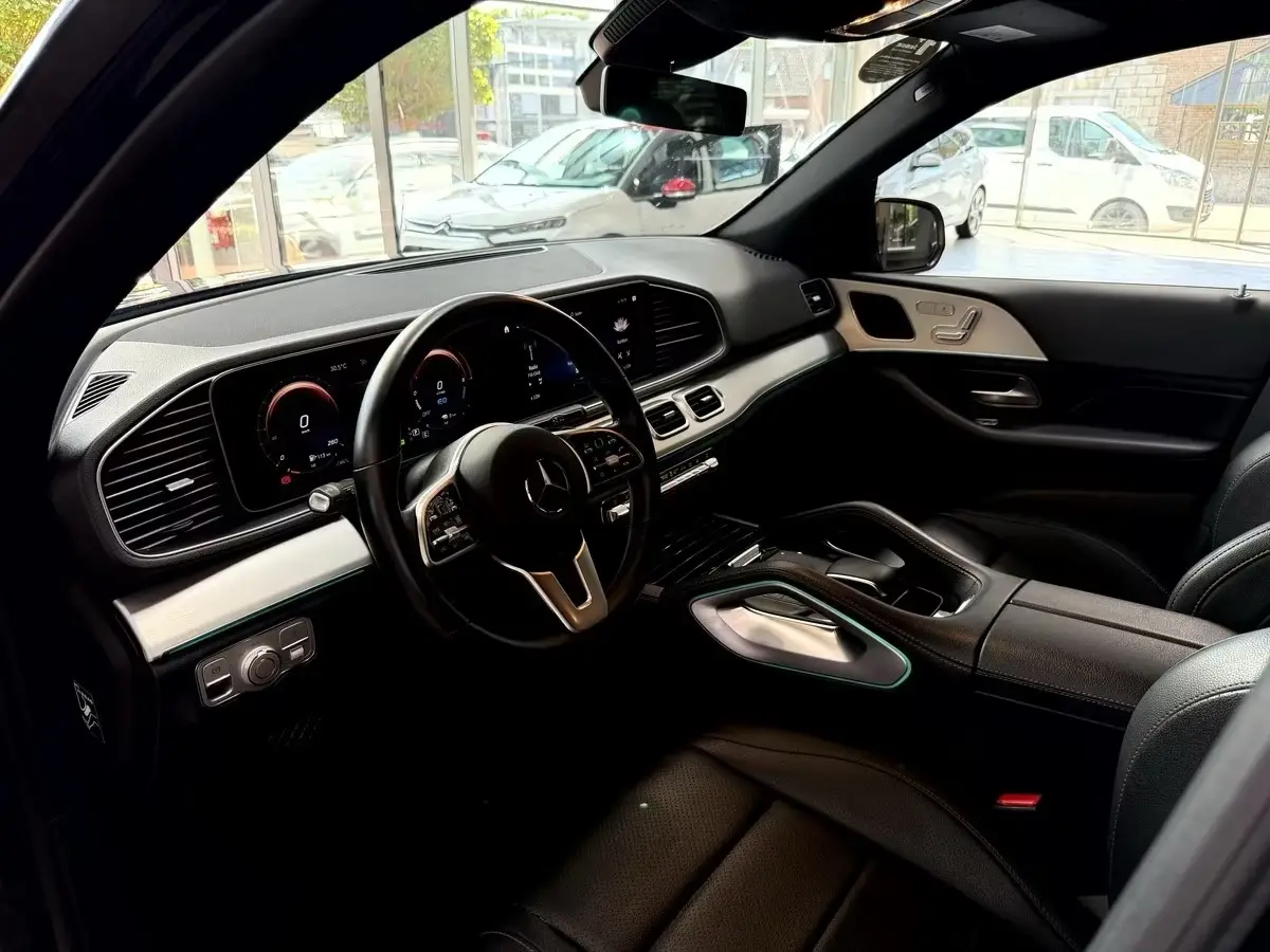Mercedes-Benz GLE 350 de 4Matic – fotka 9