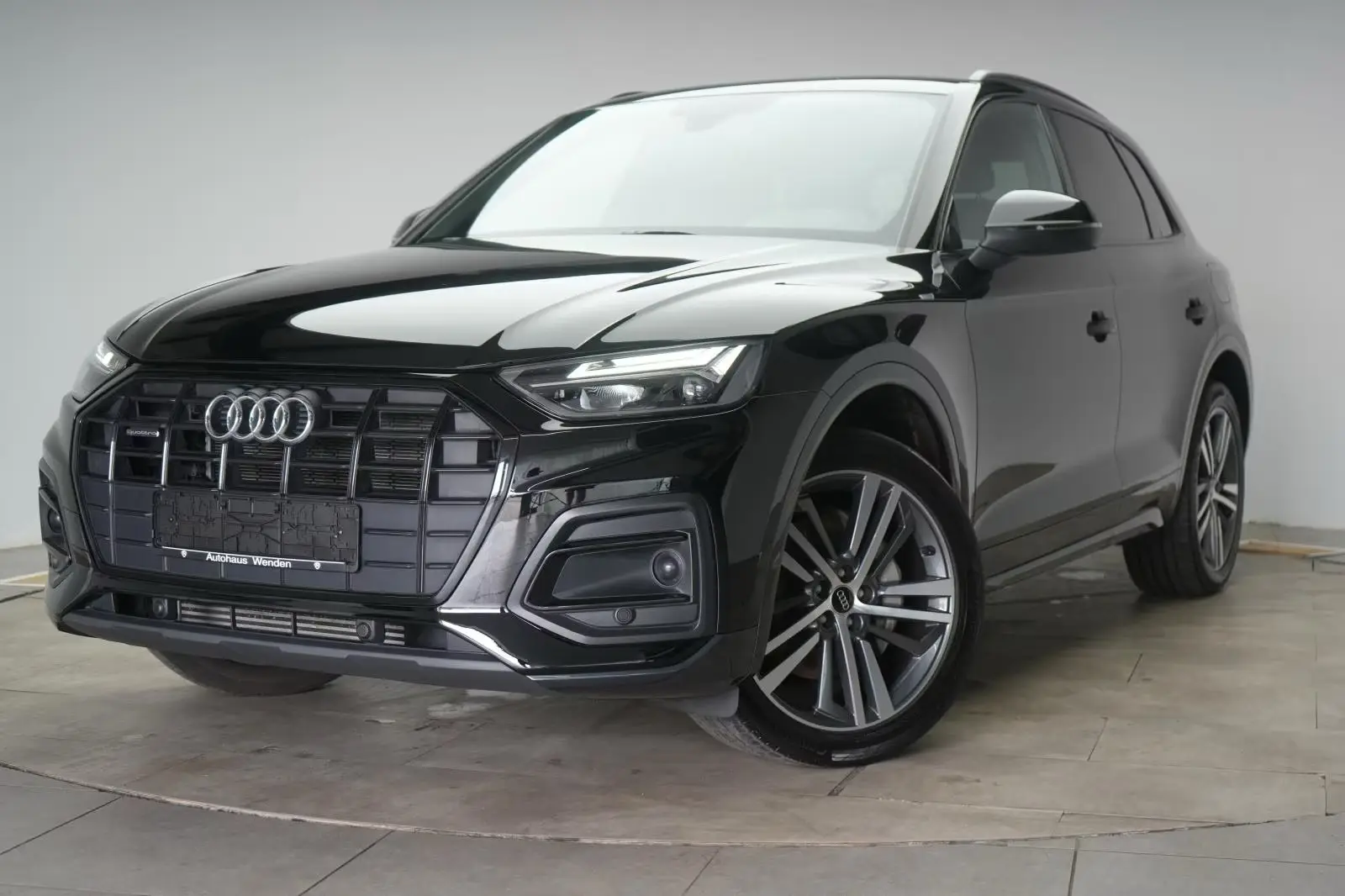 Audi Q5 50 TFSIe quattro S tronic advanced – fotka 4