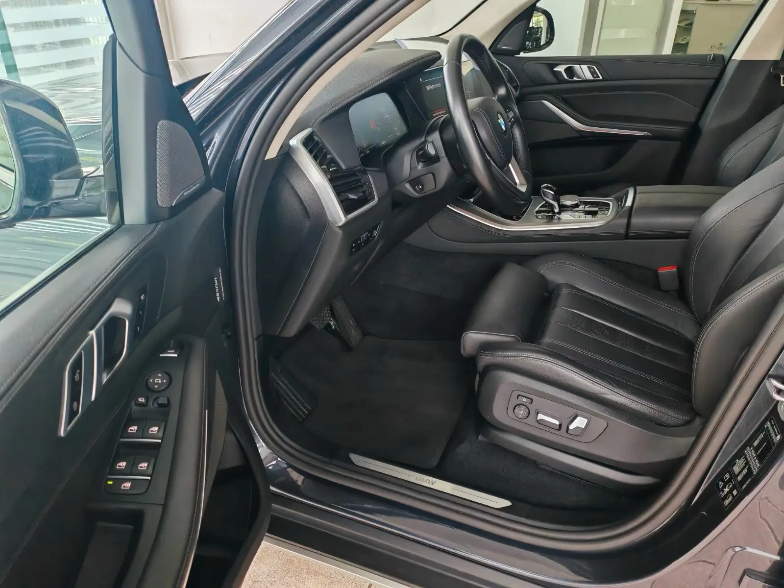 BMW X5 xD30d xLine – fotka 19