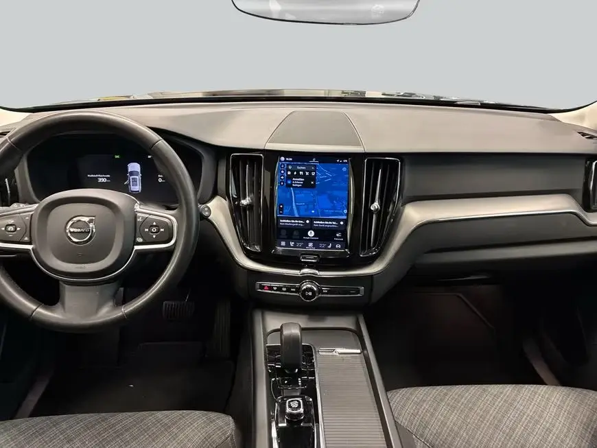 Volvo XC60 T6 AWD Recharge Core – fotka 8
