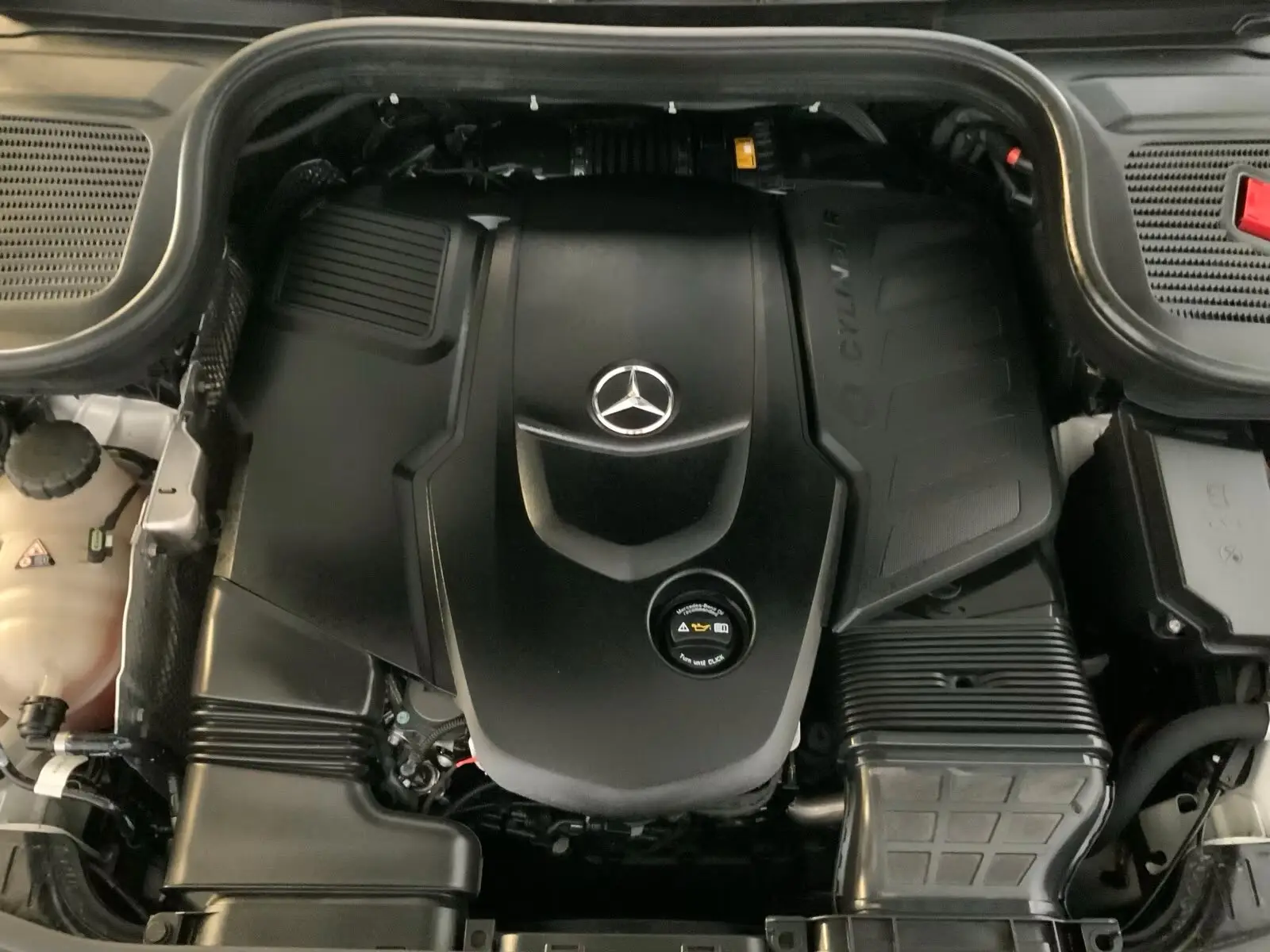 Mercedes-Benz GLE 350 d 4M Coupé AMG Airmatic  – fotka 13