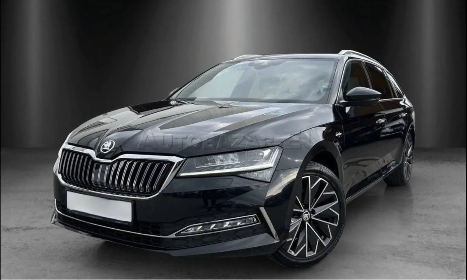 Škoda Superb Combi 2.0 TDI SCR L&K DSG – fotka 1