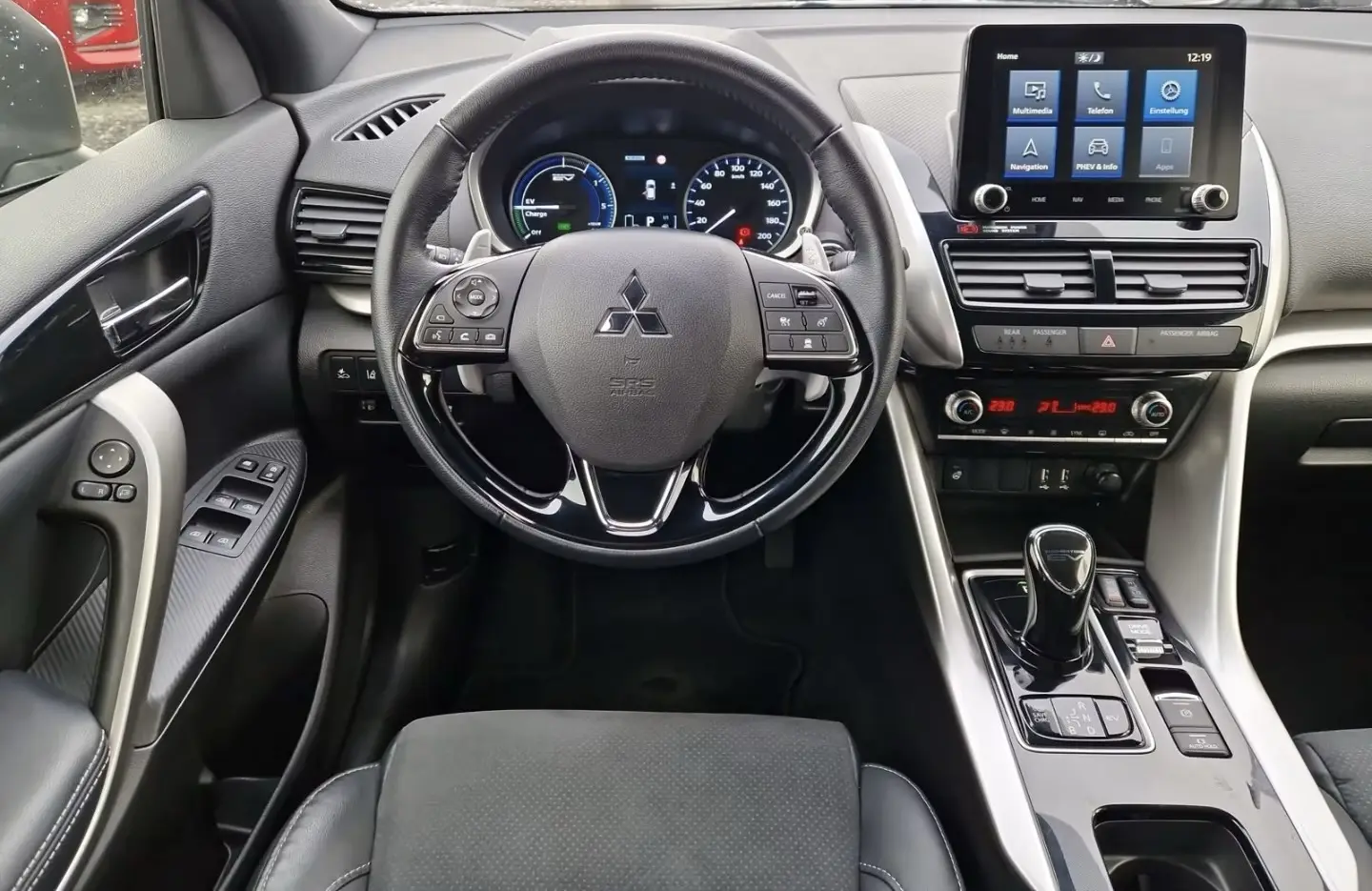 Mitsubishi Eclipse Cross Plug-In Hybrid – fotka 10