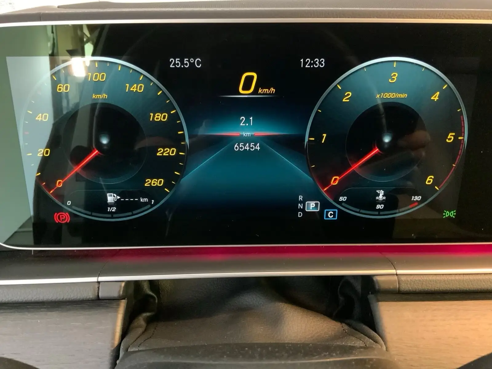 Mercedes-Benz GLE 350 d 4M Coupé AMG Airmatic  – fotka 9