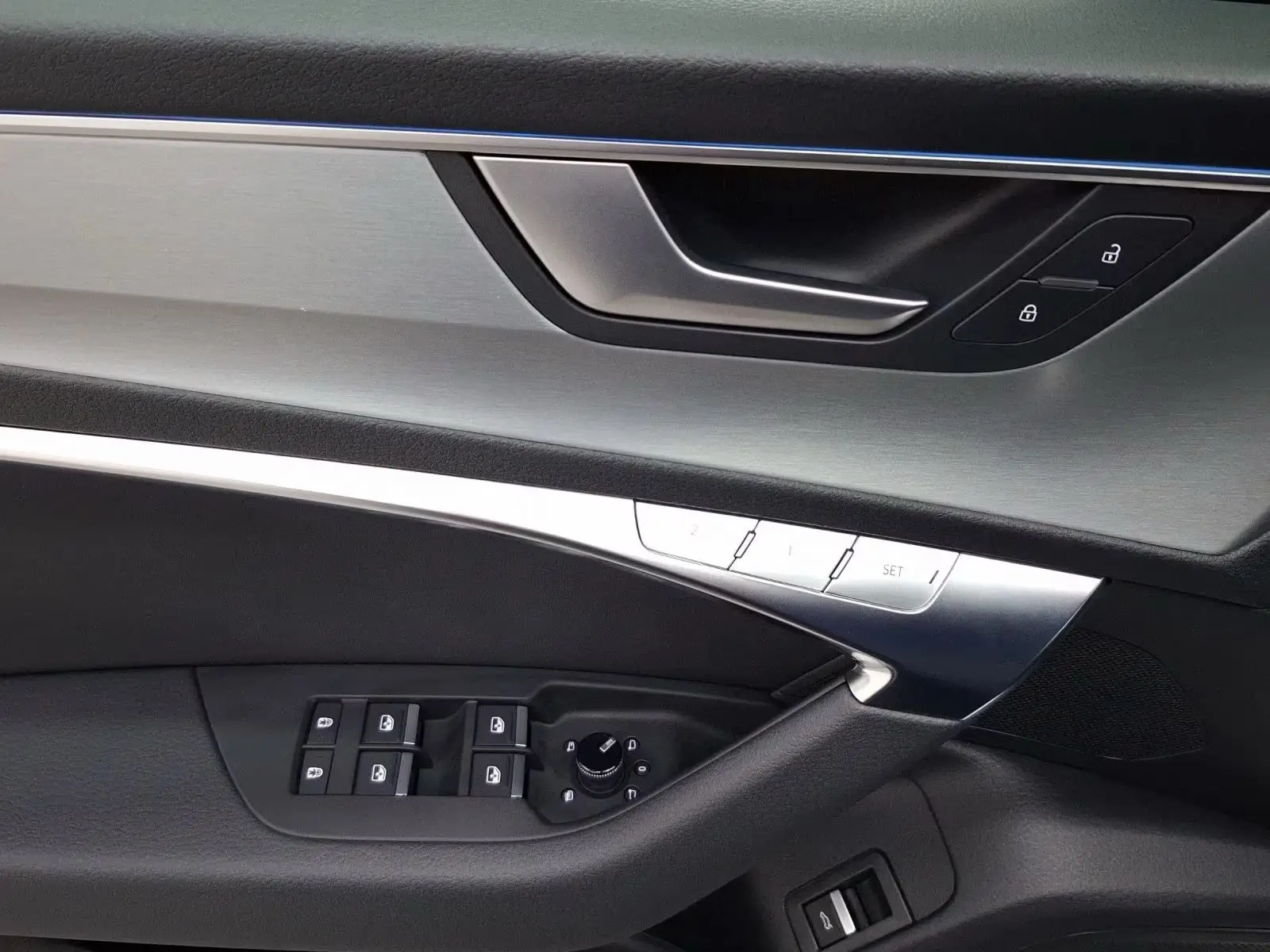Audi S6 Avant Quattro B&O – fotka 9