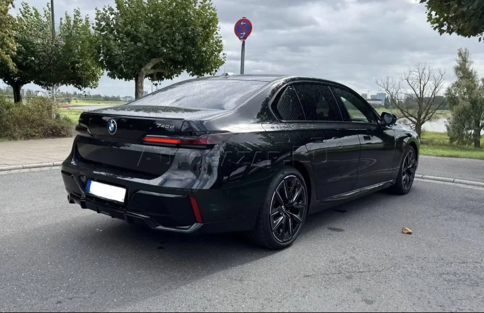 BMW Rad 7 740d mHEV xDrive A/T – fotka 6
