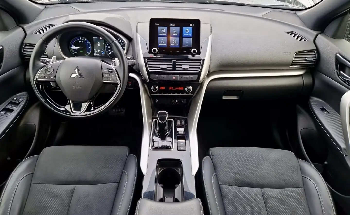 Mitsubishi Eclipse Cross Plug-In Hybrid – fotka 9