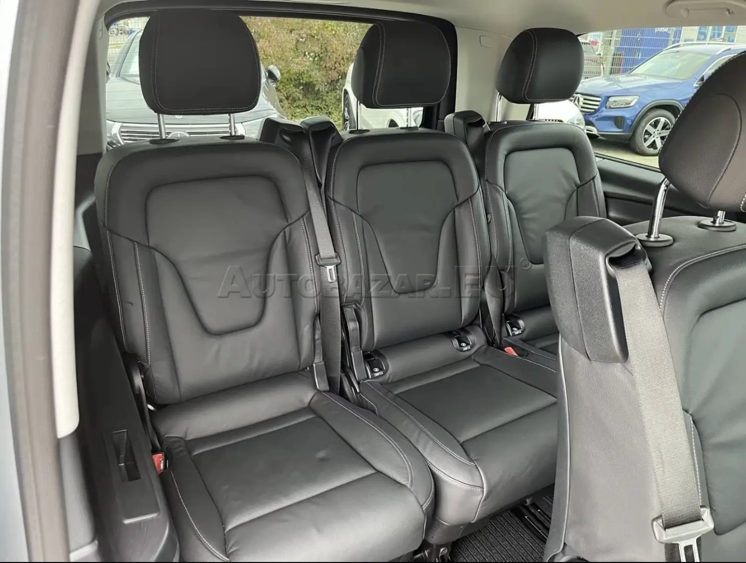 Mercedes-Benz V trieda V300 Avantgarde Long 4x4 – fotka 5