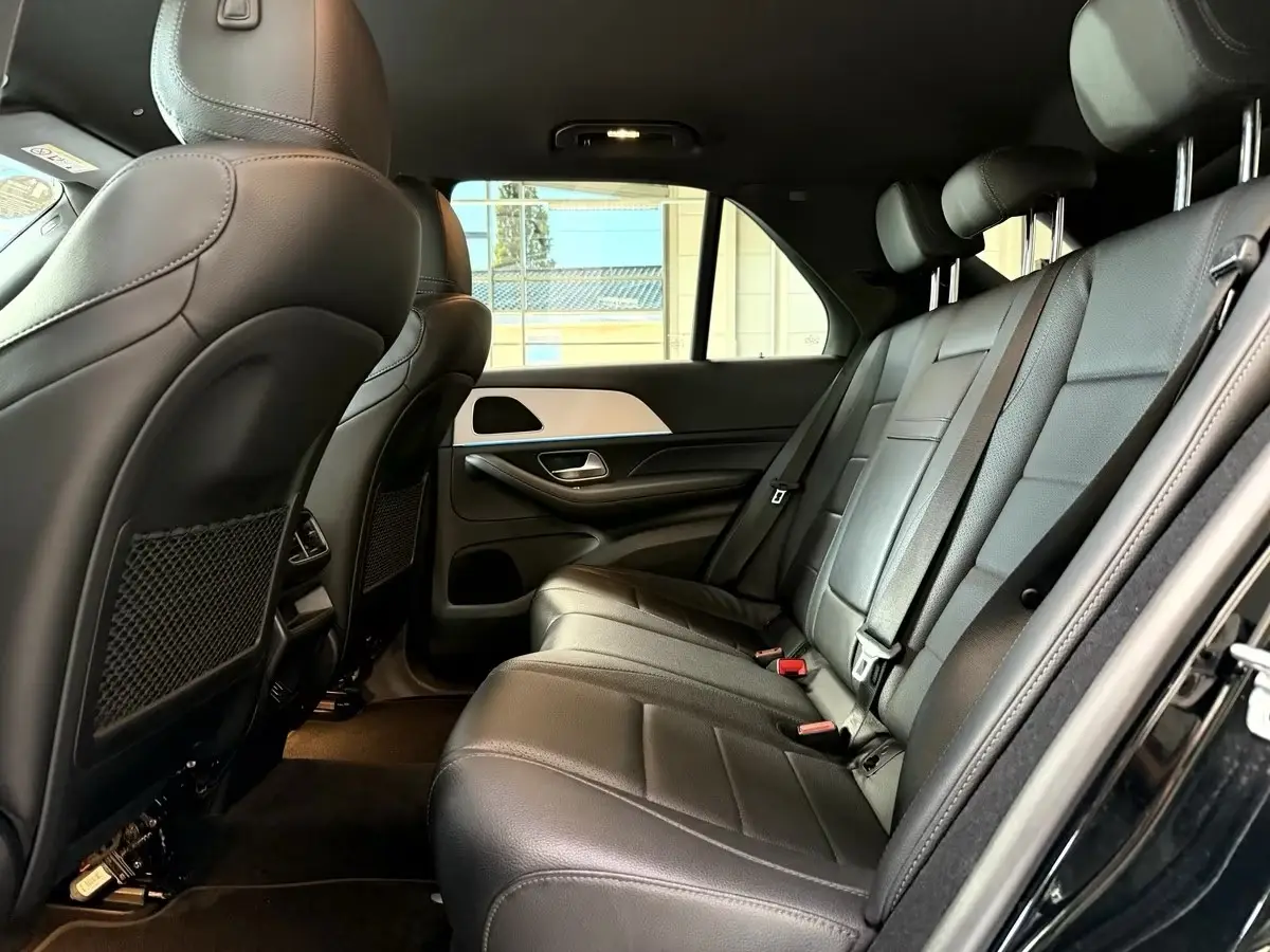 Mercedes-Benz GLE 350 de 4Matic – fotka 16