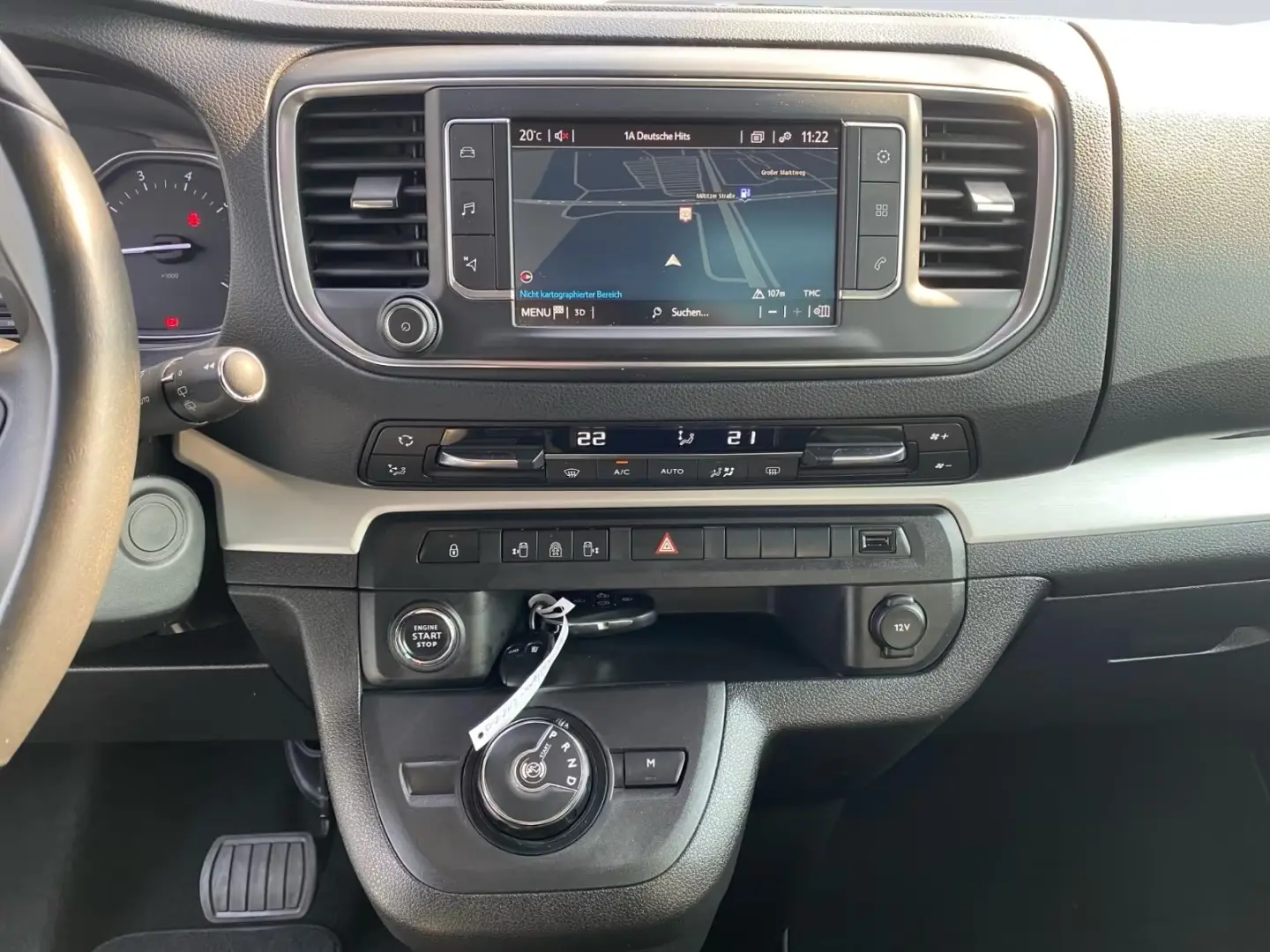 Toyota Proace 2,0l-D L2 Verso Executive *Black Edition* – fotka 12
