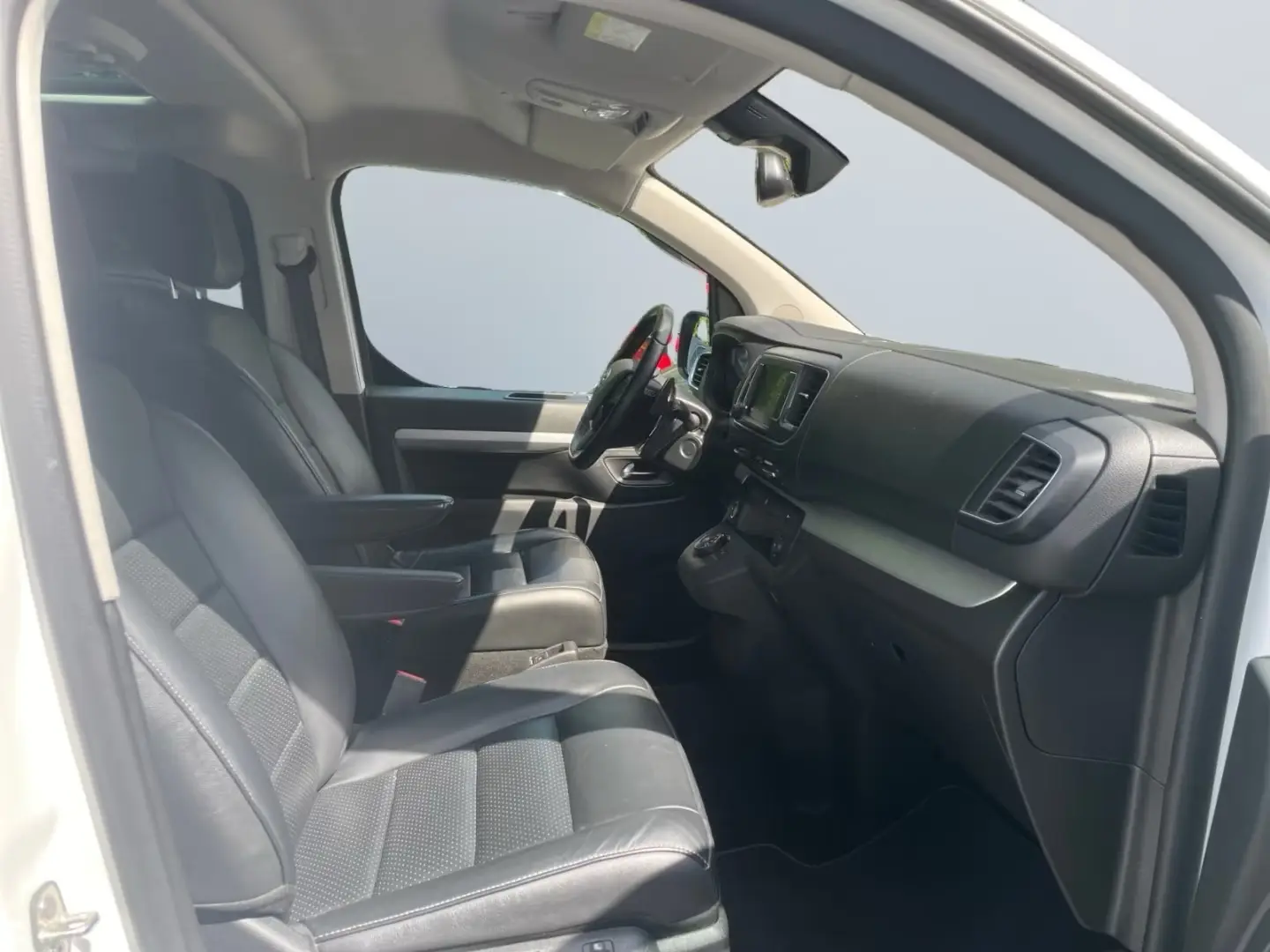 Toyota Proace 2.0 D-4D Verso L2 Executive – fotka 10