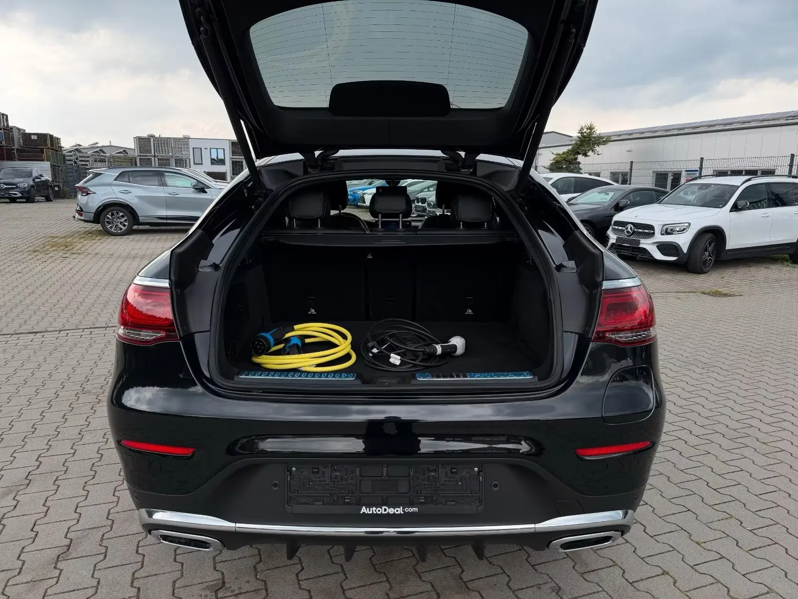 Mercedes-Benz GLC 300e Coupé AMG Line – fotka 23