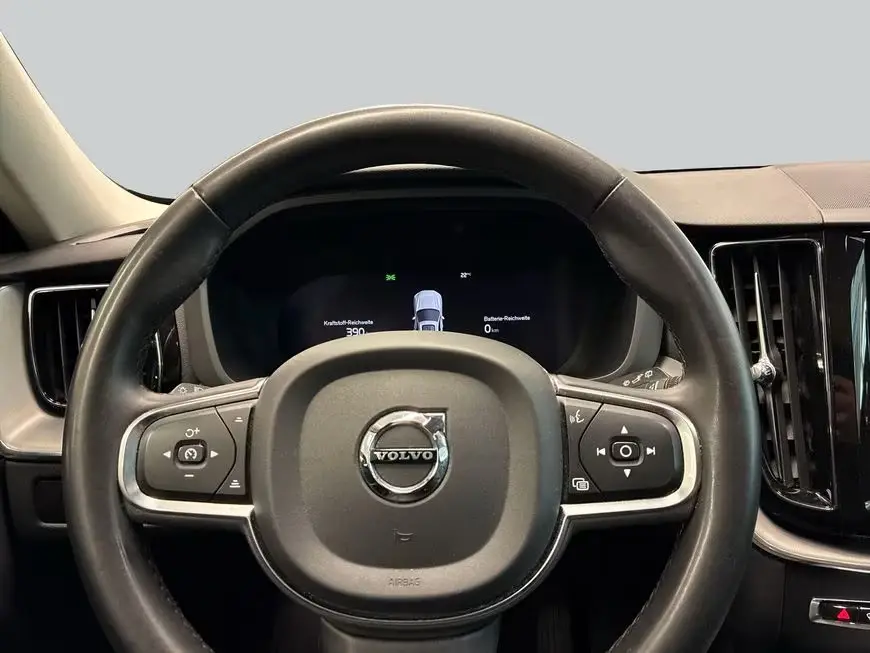 Volvo XC60 T6 AWD Recharge Core – fotka 18
