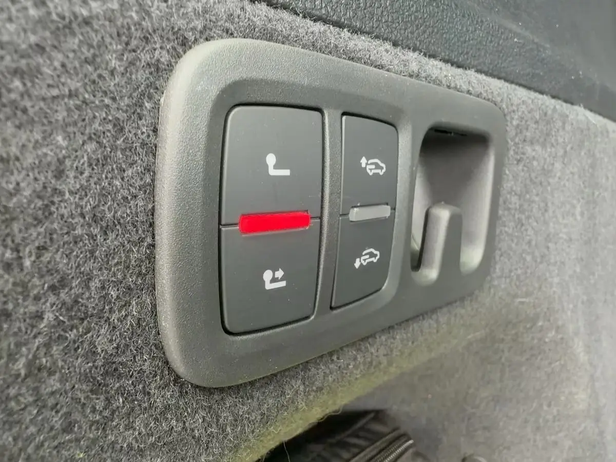 Audi Q7 50 TDI Quattro S-LINE – fotka 14