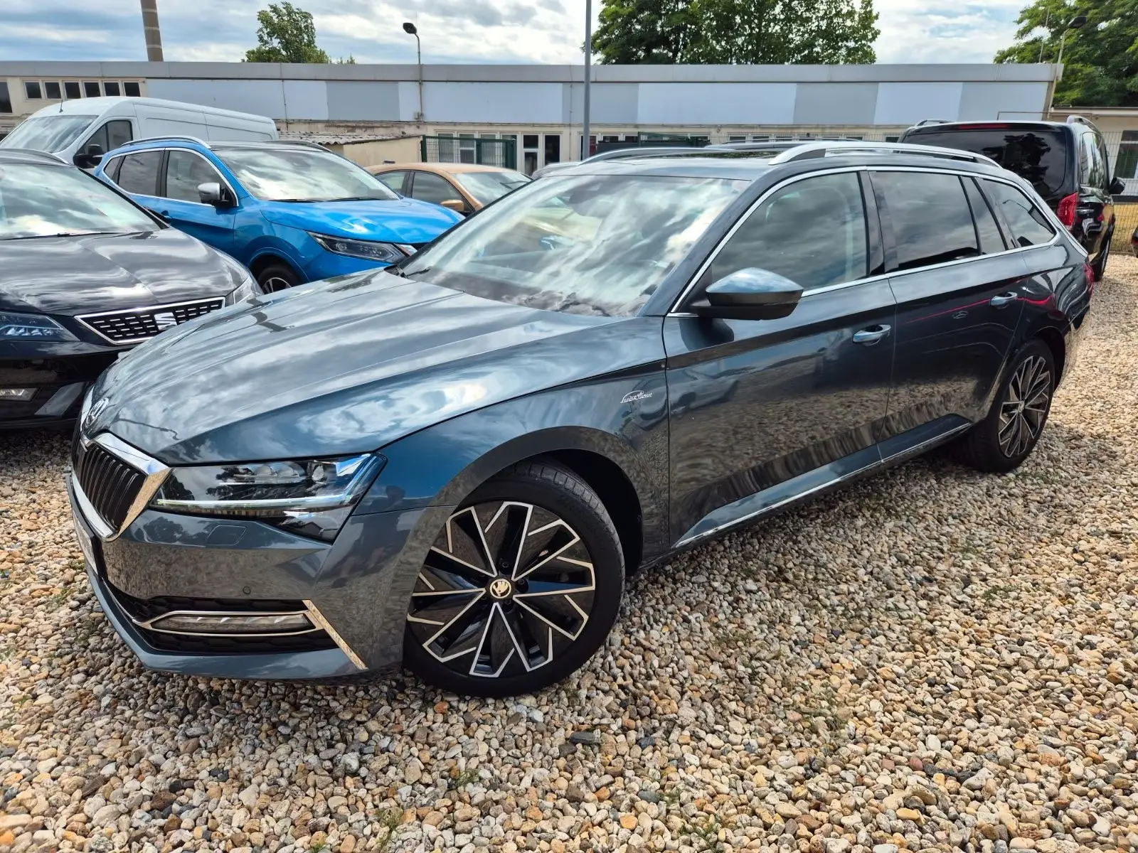 Skoda Superb Combi L&K 2,0 TDI 147KW – fotka 1