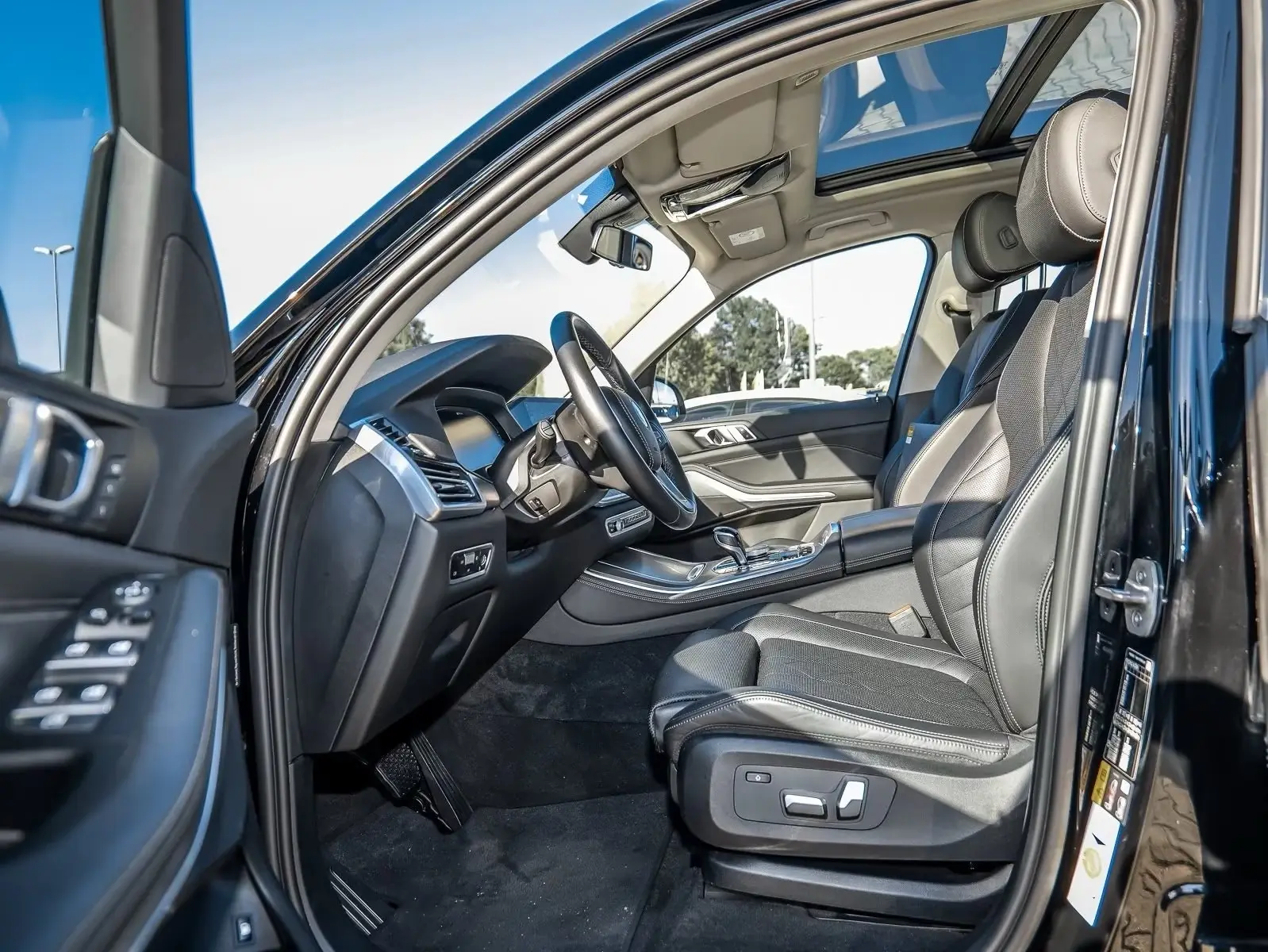 BMW X5 xDrive45e – fotka 11