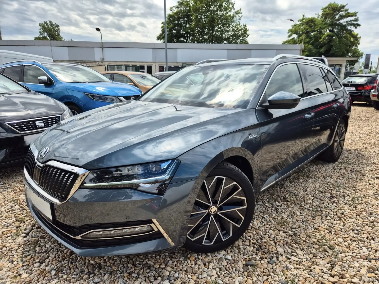 Skoda Superb Combi L&K 2,0 TDI 147KW – fotka 3