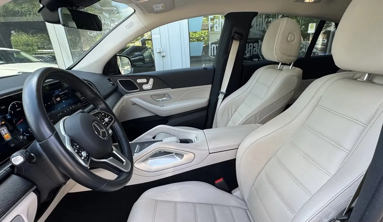 Mercedes-Benz GLE 400d Coupe 4Matic AMG – fotka 12