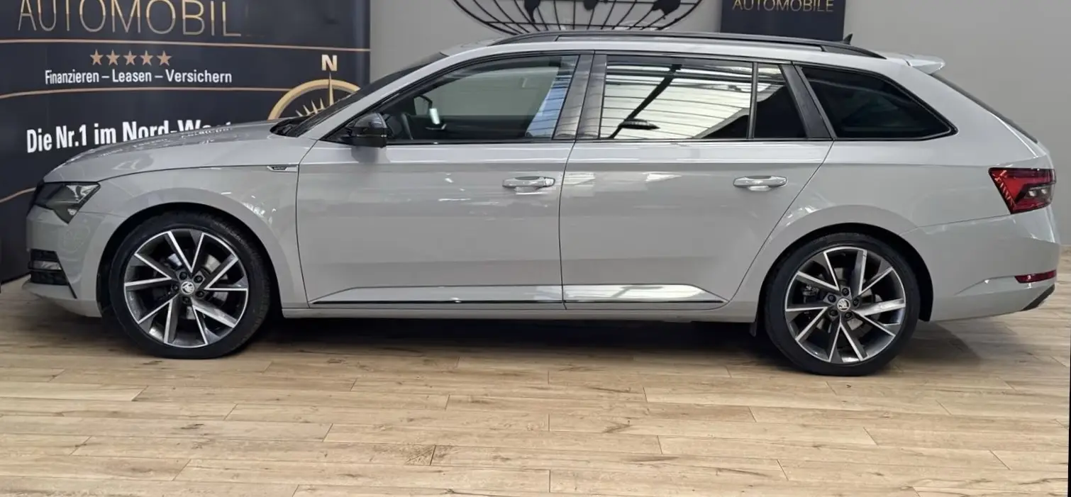 Skoda Superb Combi Sportline 2.0 TDI DSG – fotka 5