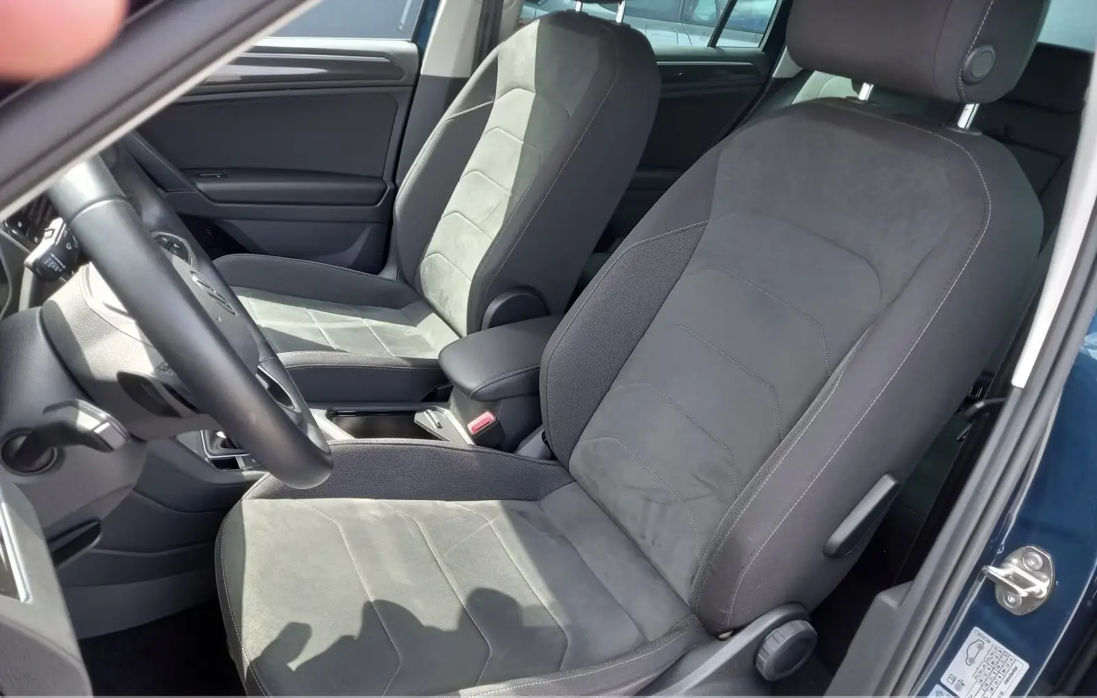 Volkswagen Tiguan 1.5 TSI DSG Elegance MatrixLED – fotka 8