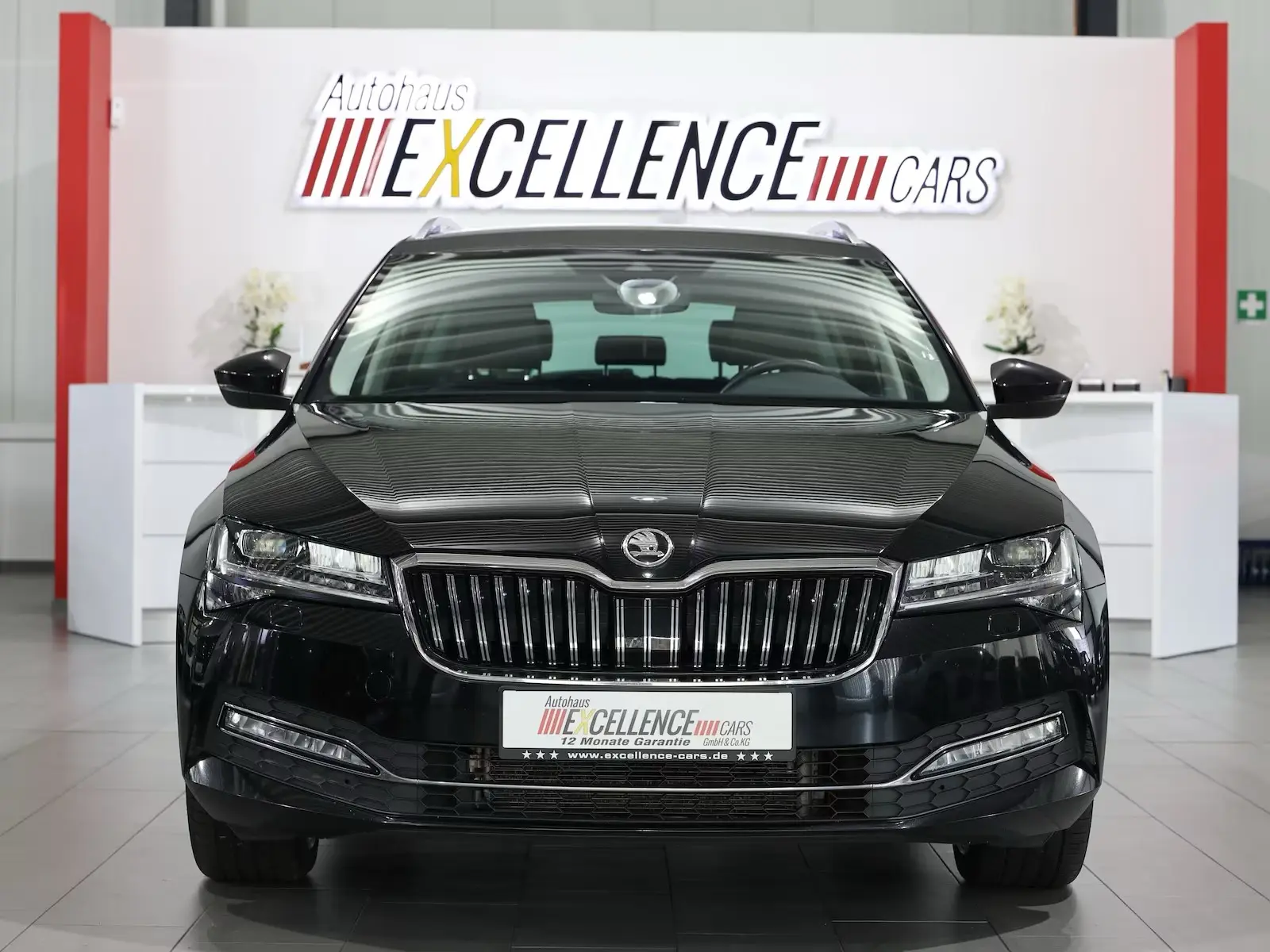 Skoda Superb Combi 2.0 TDI DSG PREMIUM-EDITION  – fotka 6