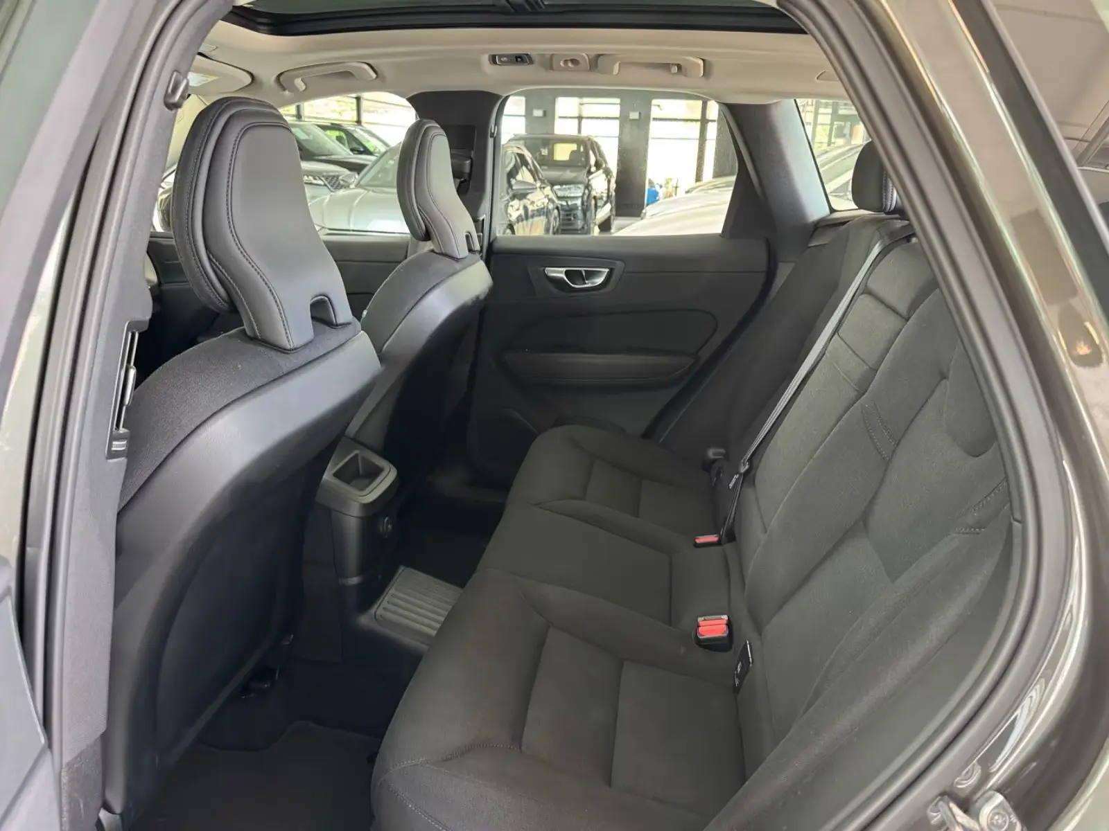 Volvo XC60 Inscription Recharge AWD – fotka 17