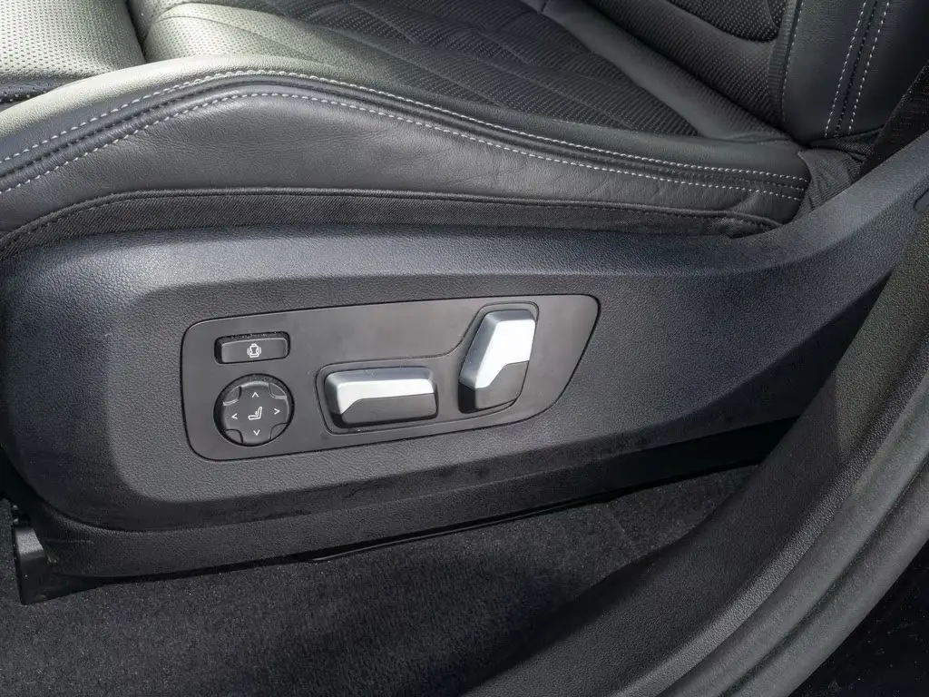 BMW X5 xDrive 50e – fotka 9