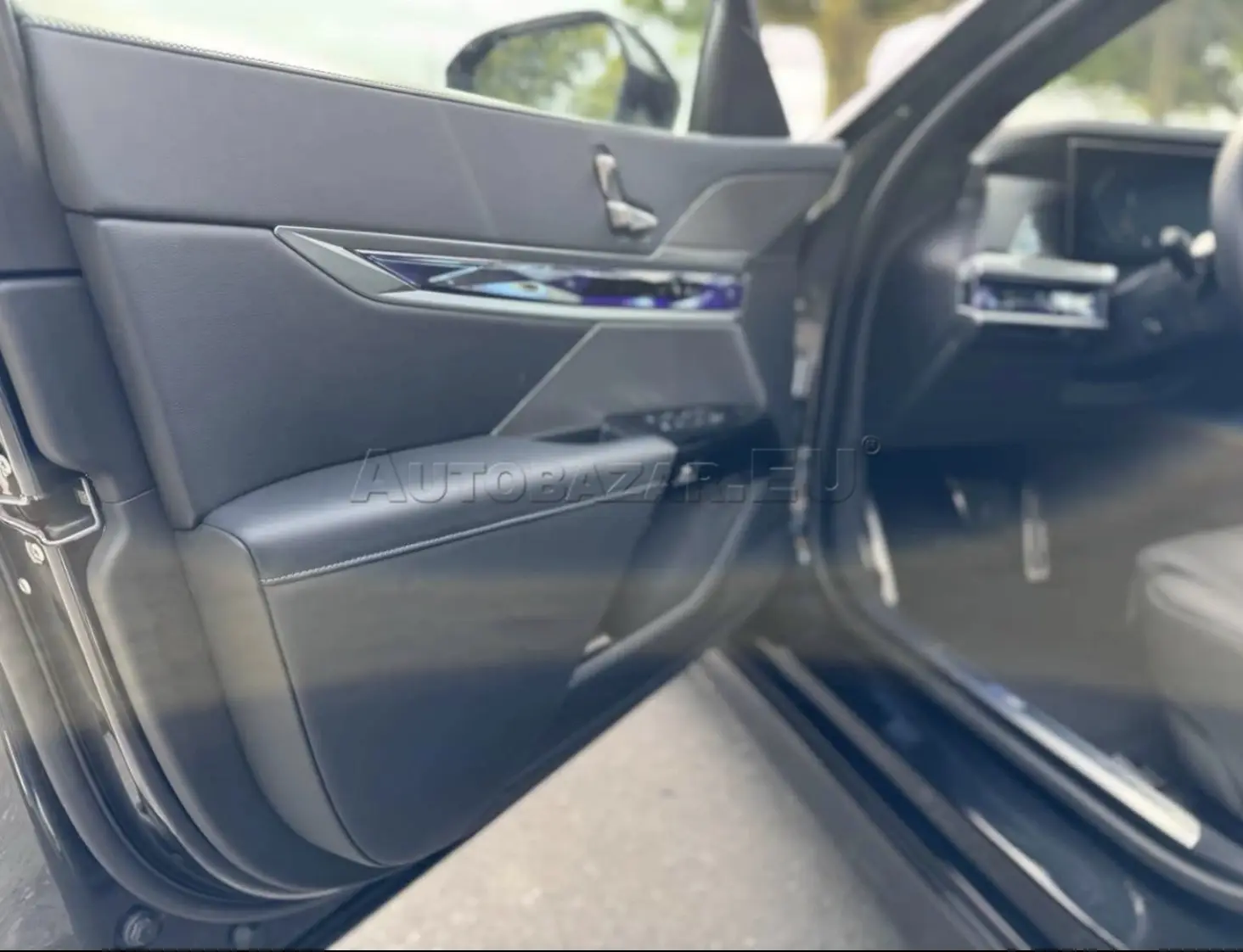 BMW Rad 7 740d mHEV xDrive A/T – fotka 3