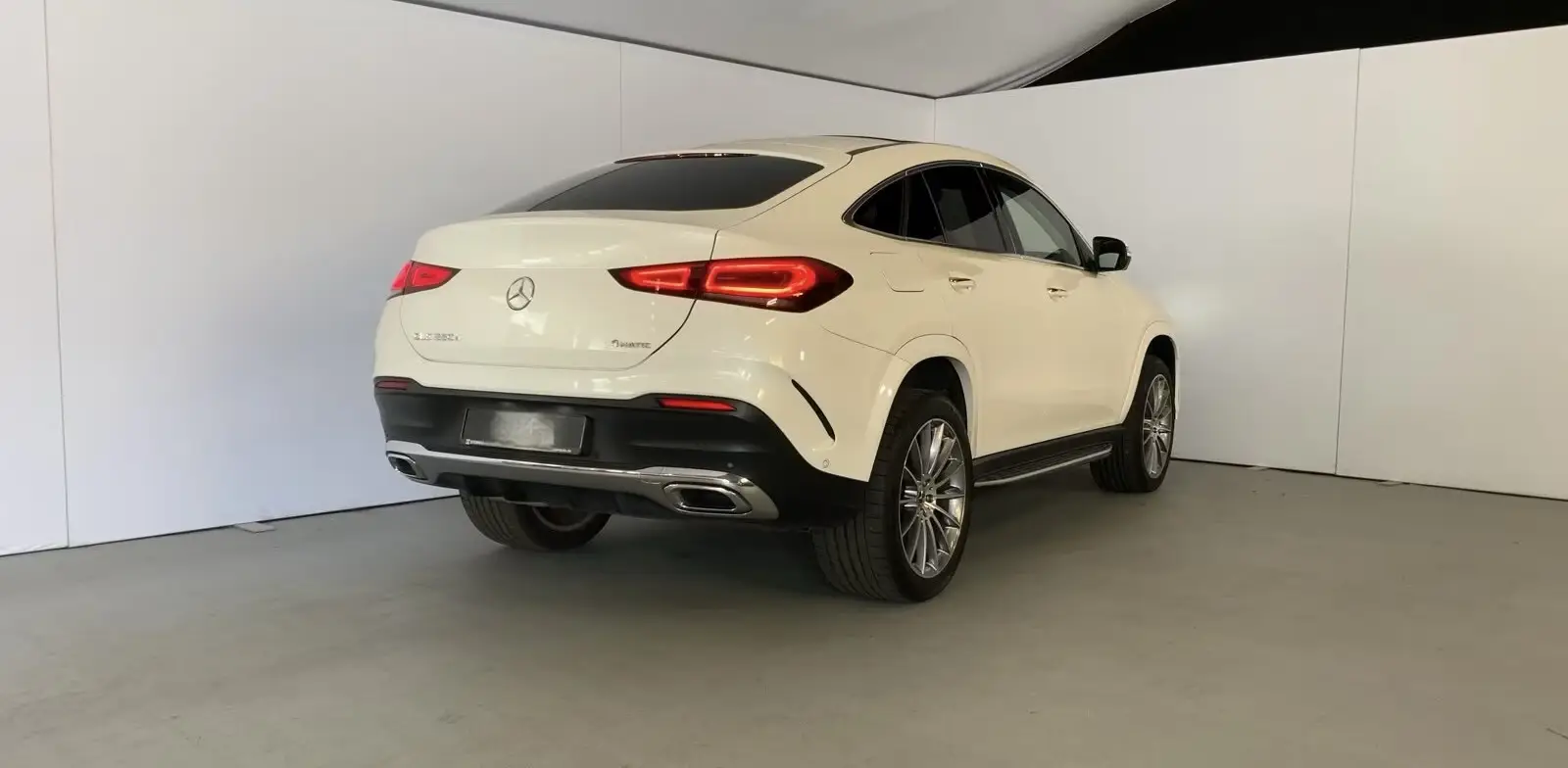 Mercedes-Benz GLE 350 d 4M Coupé AMG Airmatic  – fotka 5