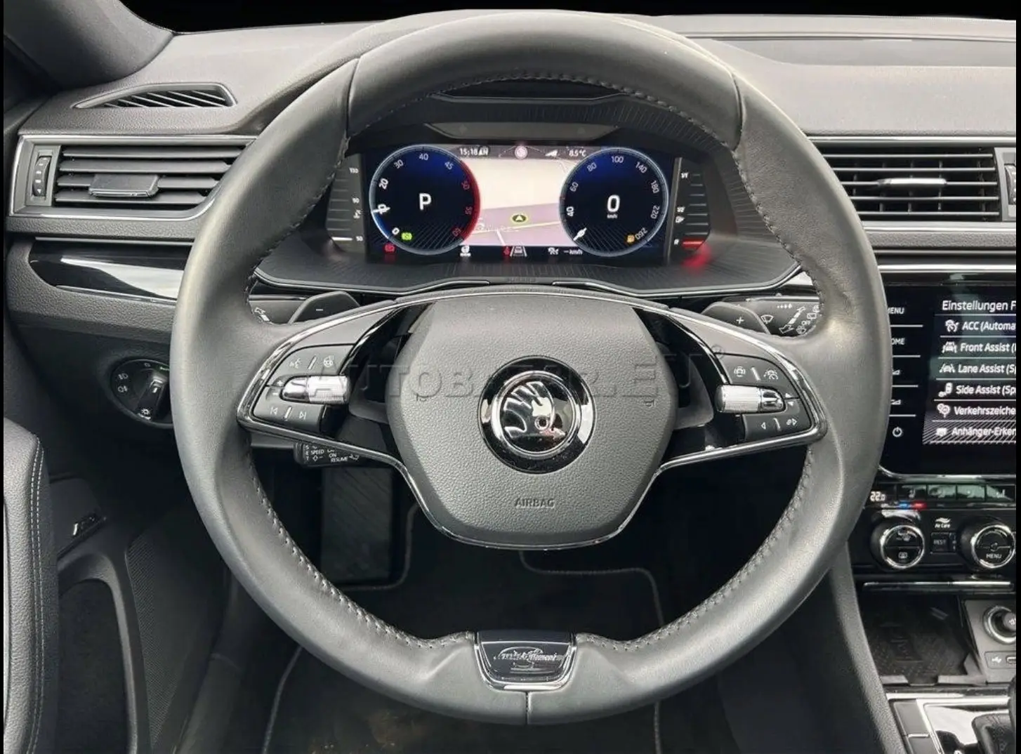 Škoda Superb Combi 2.0 TDI SCR L&K DSG – fotka 7
