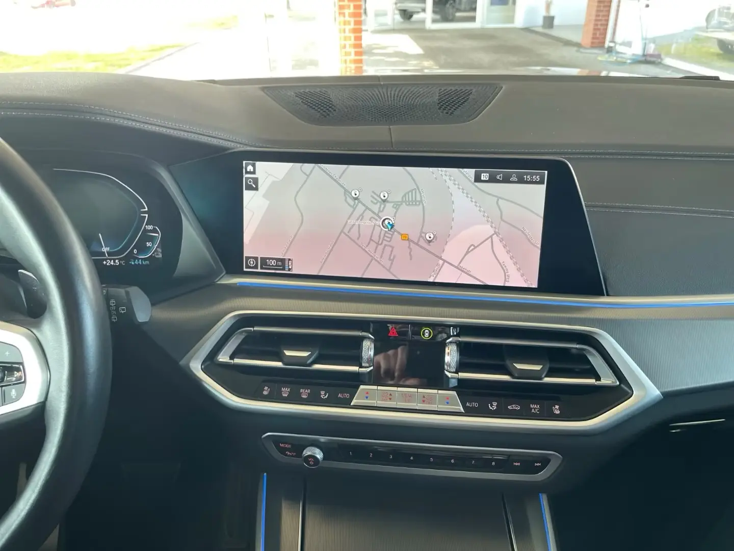 BMW X5 xDrive45e Hybrid M Sport – fotka 9