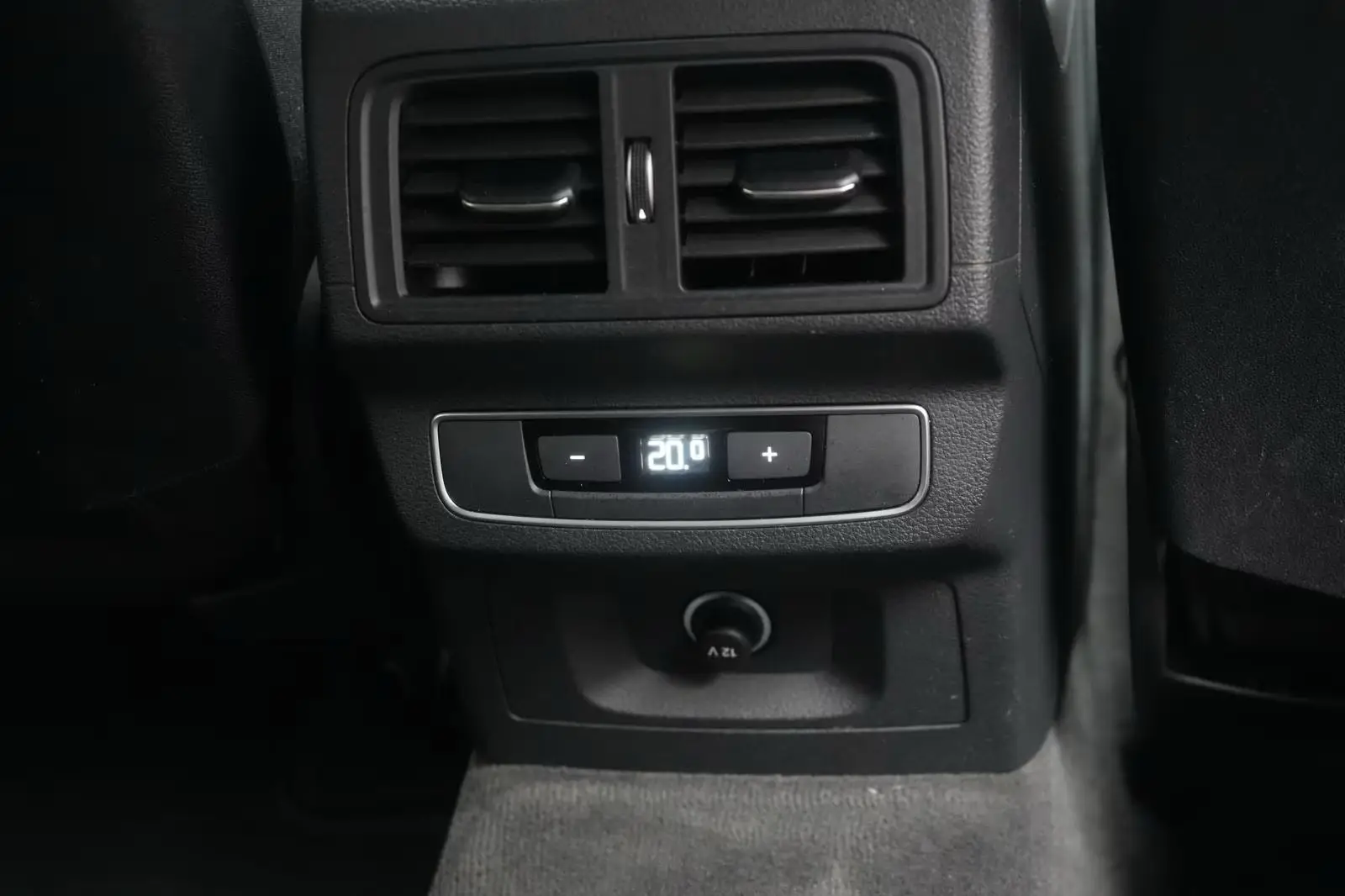 Audi Q5 50 TFSIe quattro S tronic advanced – fotka 14