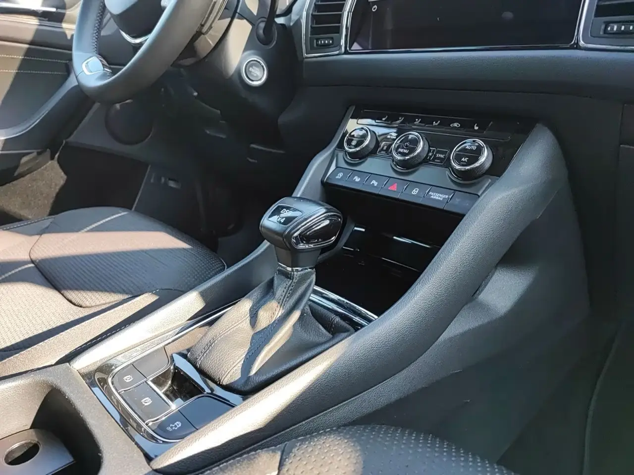 Skoda Kodiaq 2.0 TDI Tour 4x4 – fotka 10