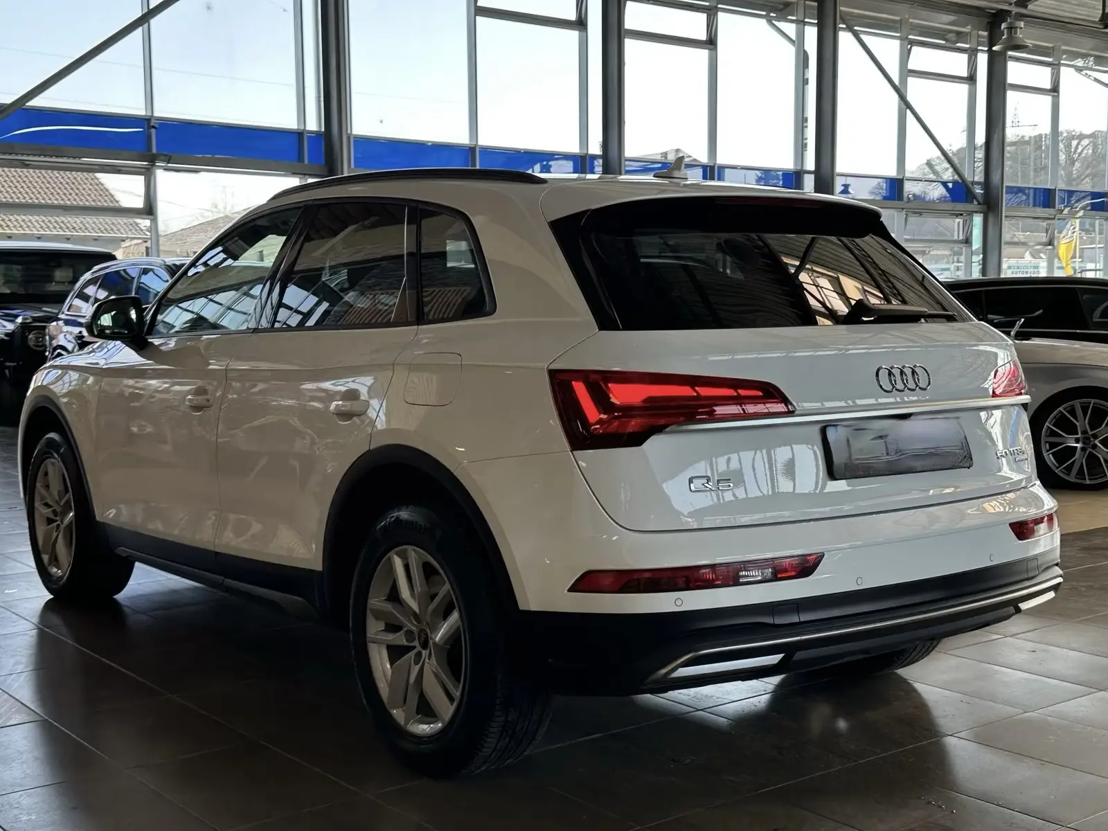 Audi Q5 50 TFSIe Quattro – fotka 4