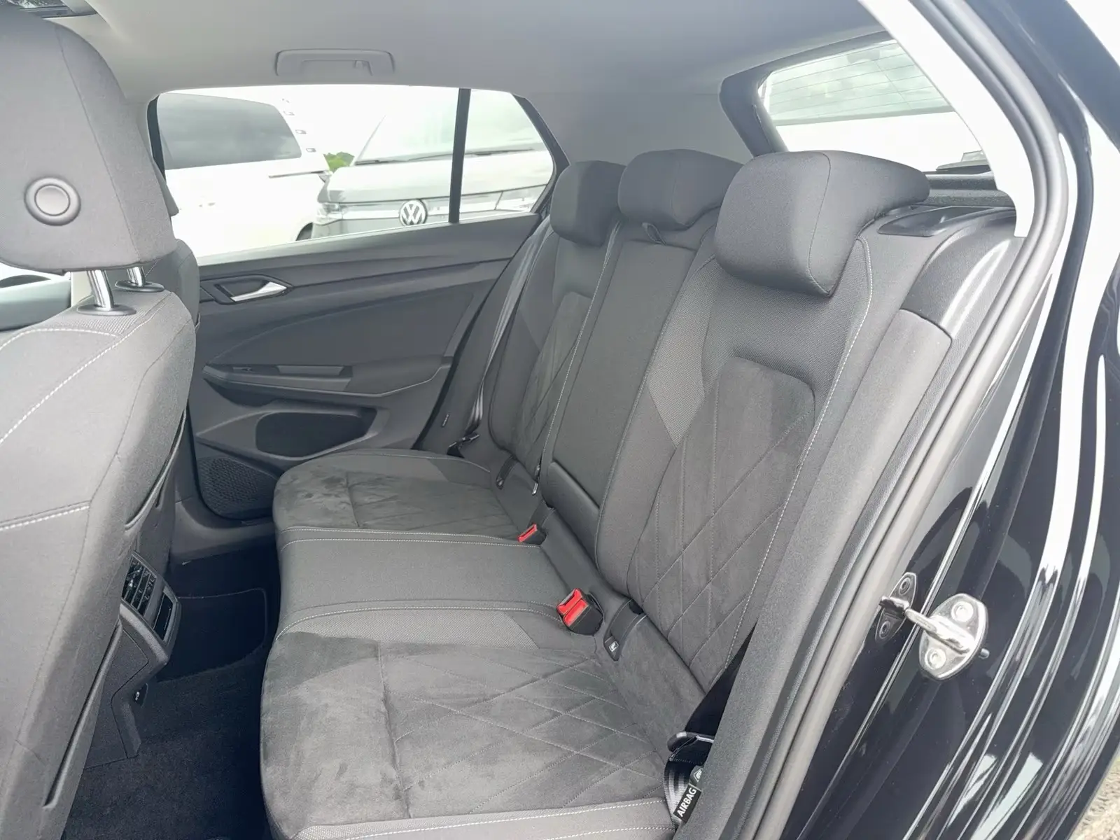 Volkswagen Golf Style 4Motion DSG Matrix – fotka 22