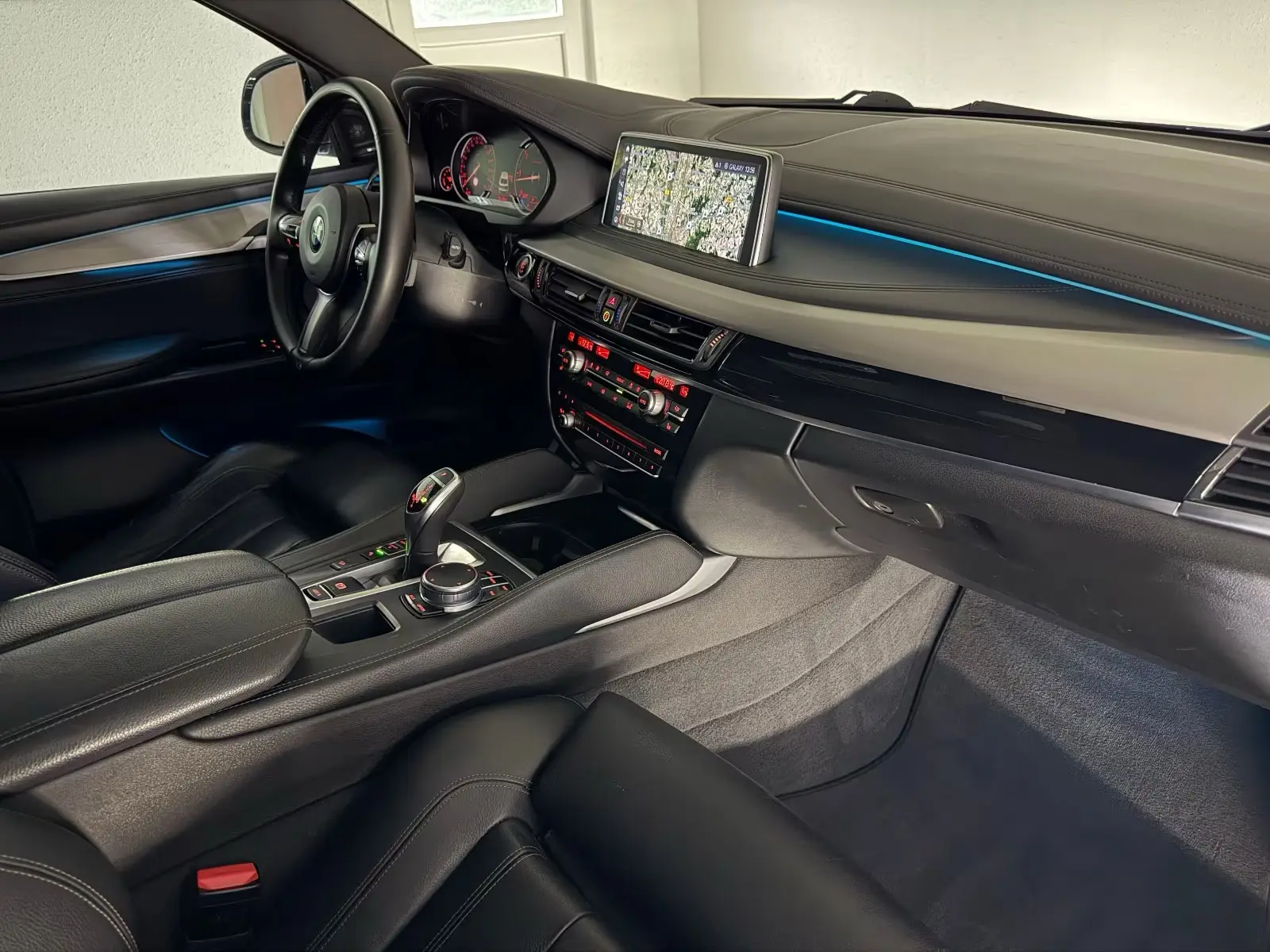 BMW X6 xDrive 30 d M SPORT – fotka 6