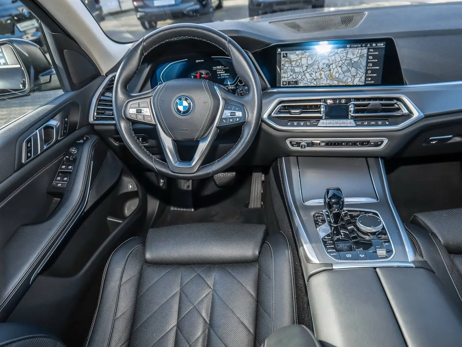BMW X5 xDrive45e – fotka 8