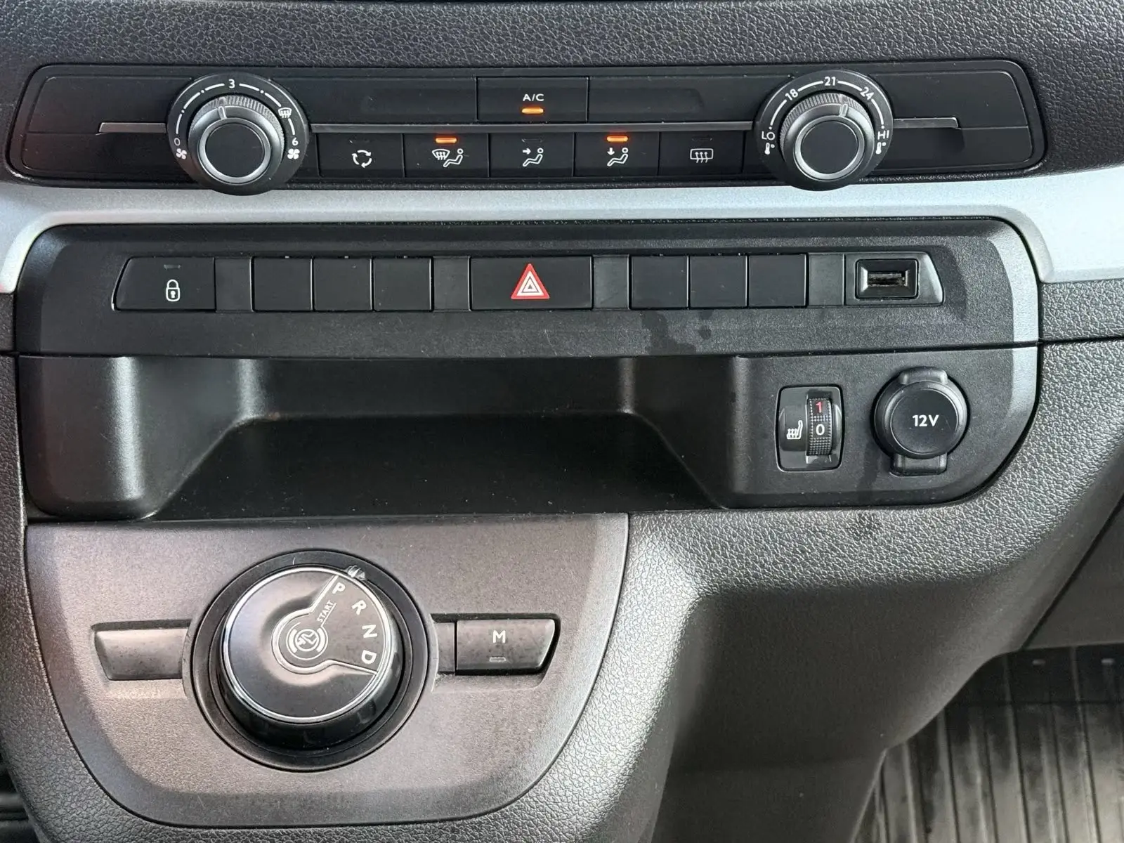 Toyota Proace Verso 2.0 D-4D L2 9Miest LONG – fotka 18