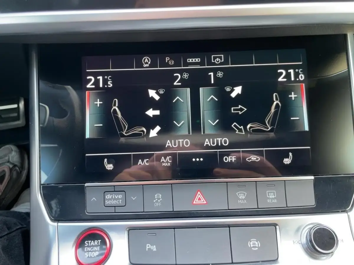 Audi S6 Avant – fotka 13