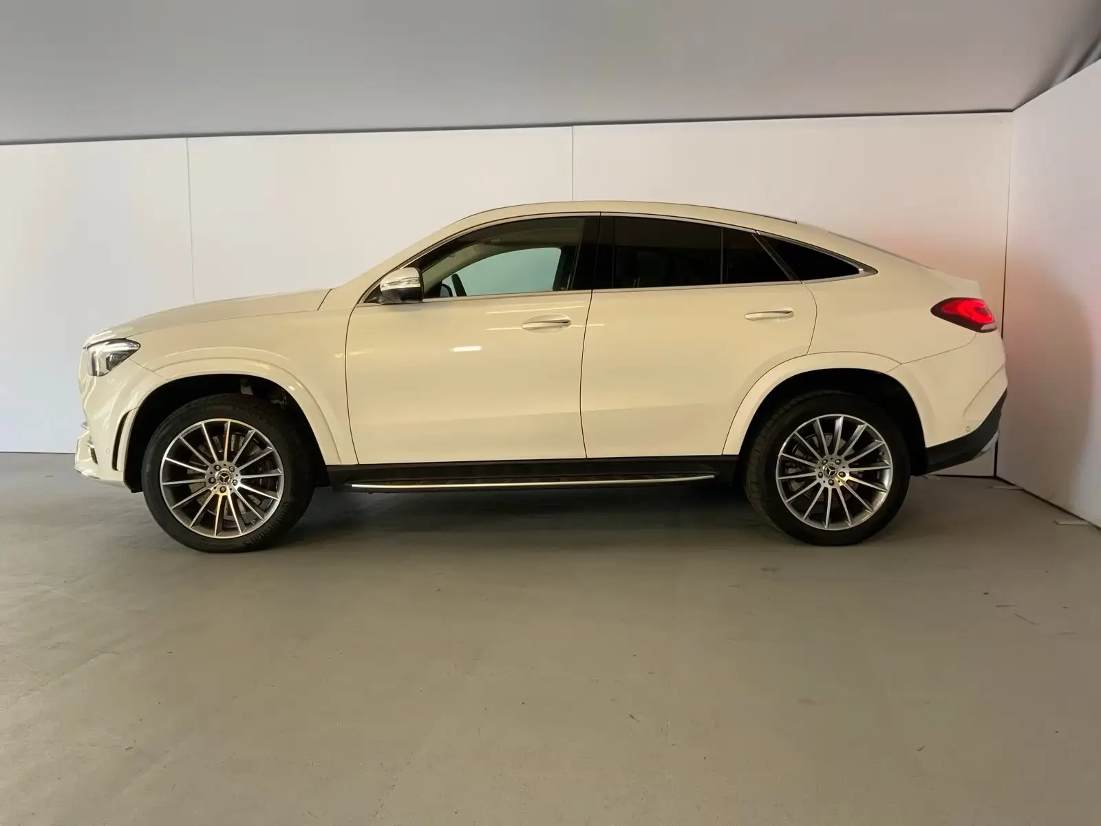 Mercedes-Benz GLE 350 d 4M Coupé AMG Airmatic  – fotka 3