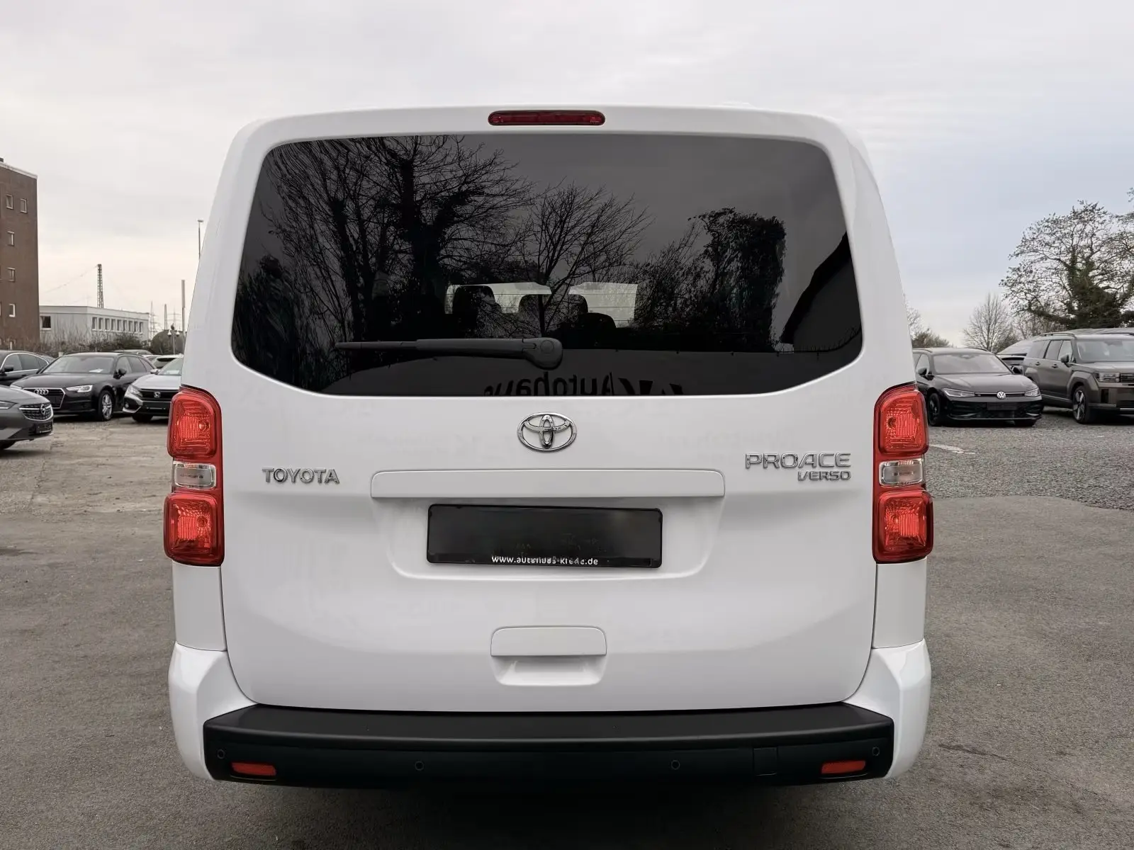 Toyota Proace Verso 2.0 D-4D L2 9Miest LONG – fotka 9