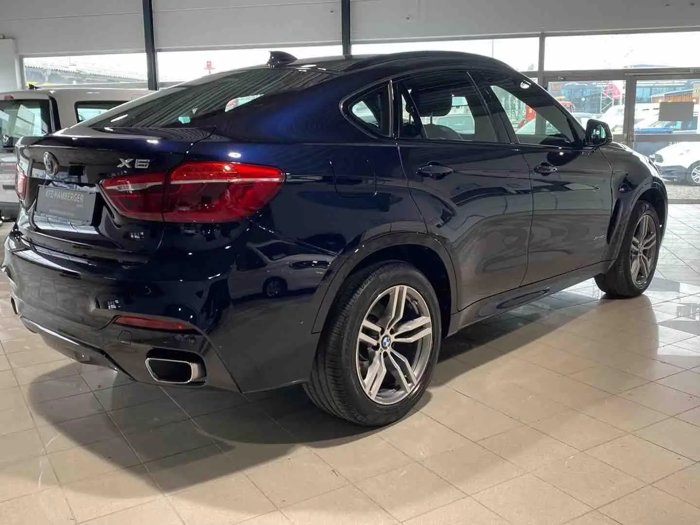 BMW X6 xDRIVE 40D M-SPORT – fotka 4