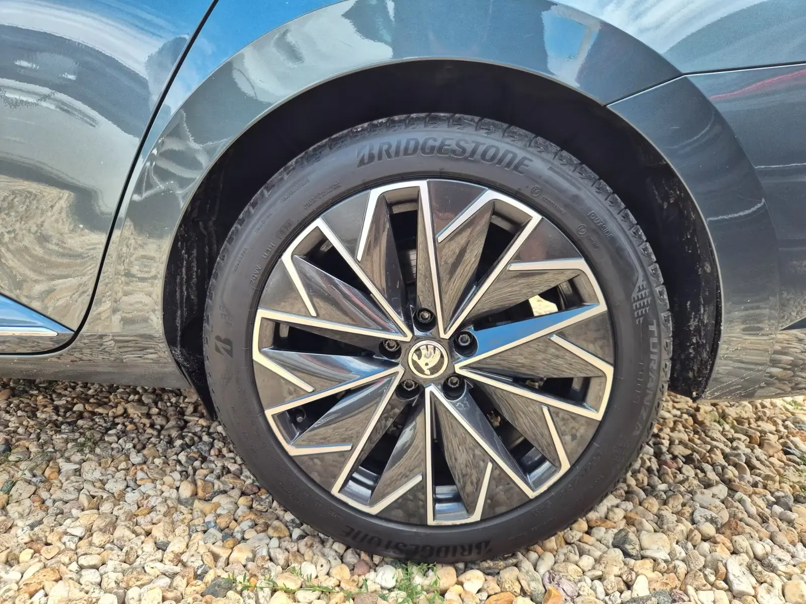 Skoda Superb Combi L&K 2,0 TDI 147KW – fotka 25