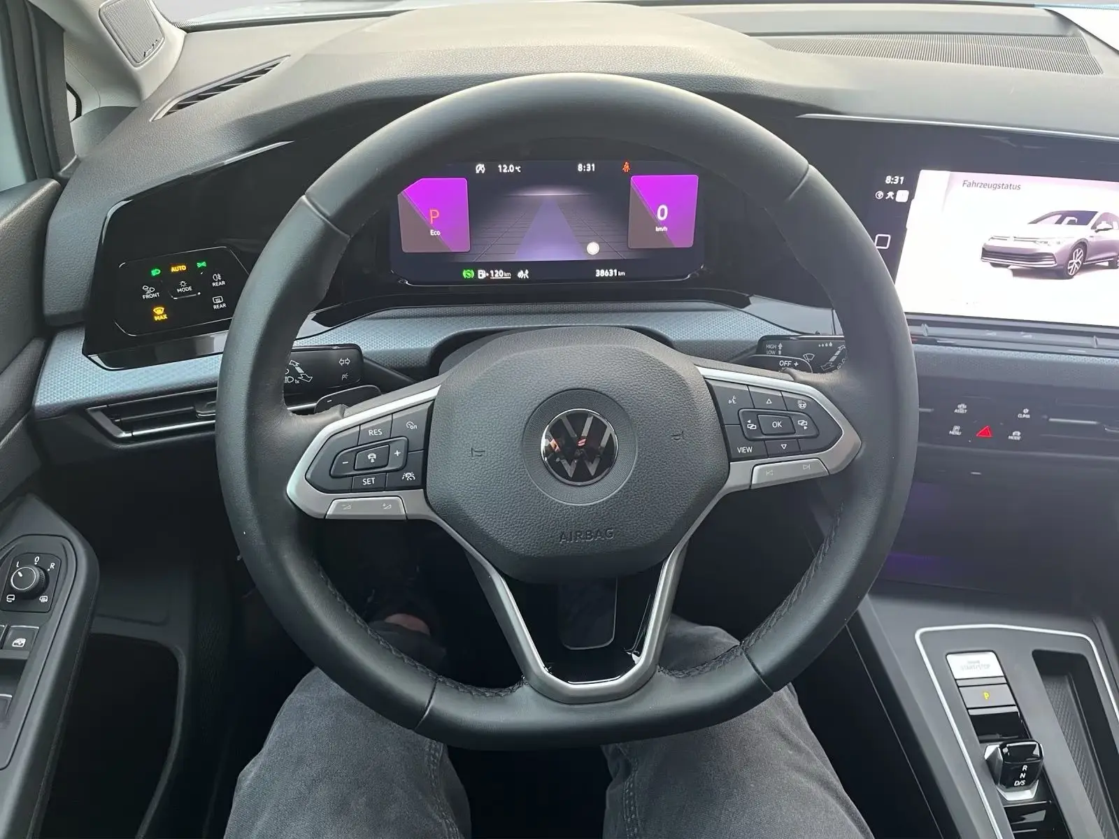 Volkswagen Golf VIII 1,5 TSI DSG – fotka 7